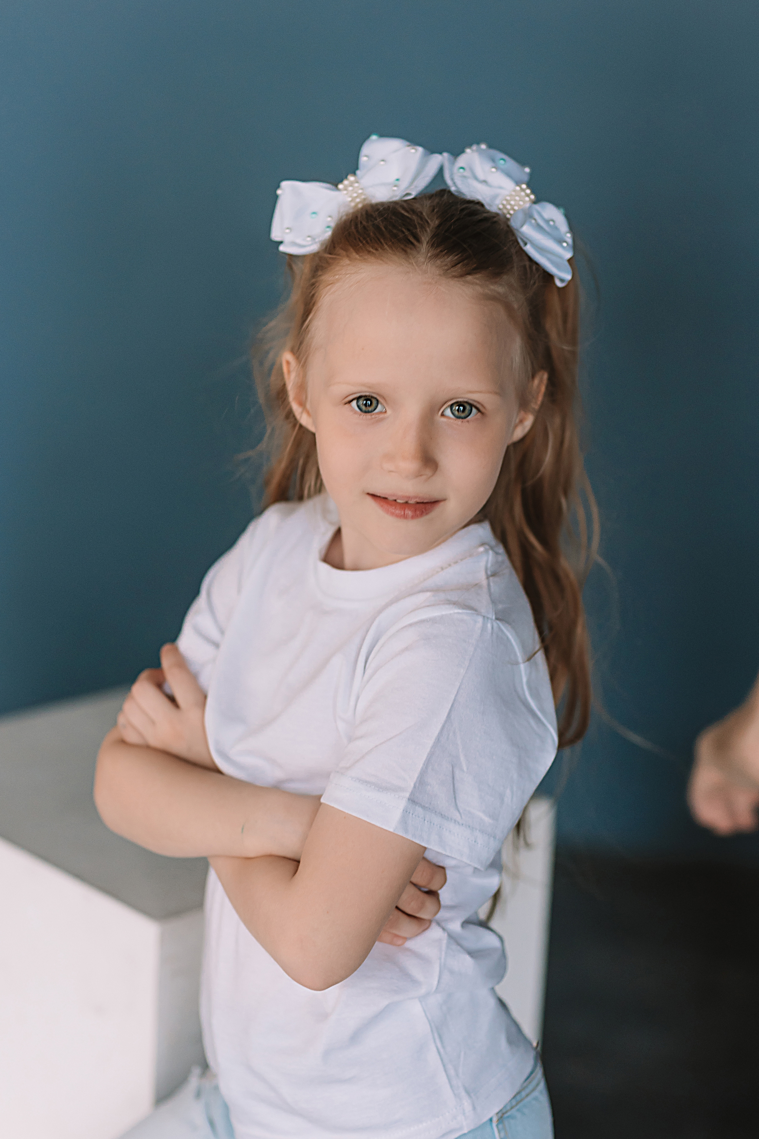 Садик в фотостудии. Семейный фотограф Тюмень, фотограф на роды Салмина Мария