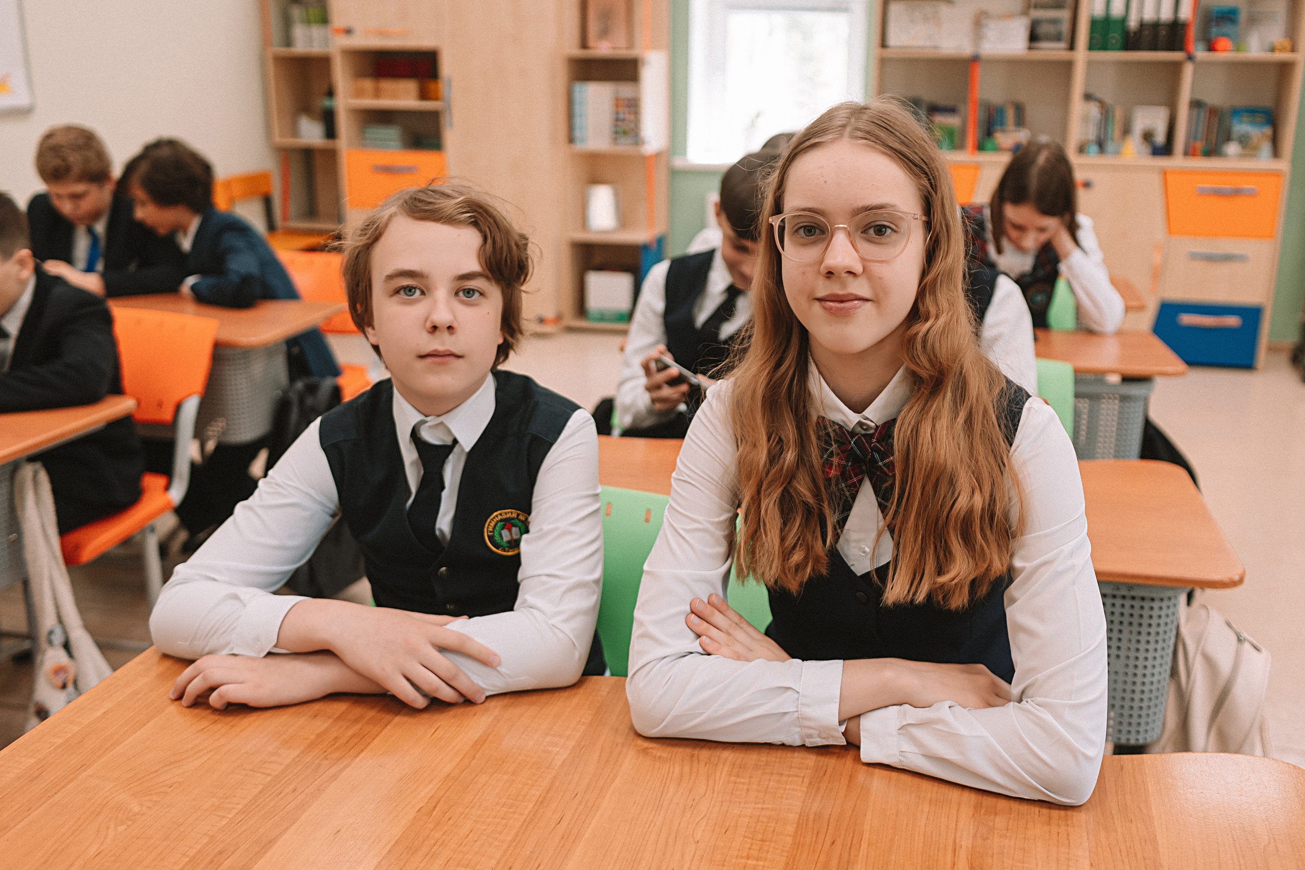 7 класс в кабинете. Семейный фотограф Тюмень, фотограф на роды Салмина Мария