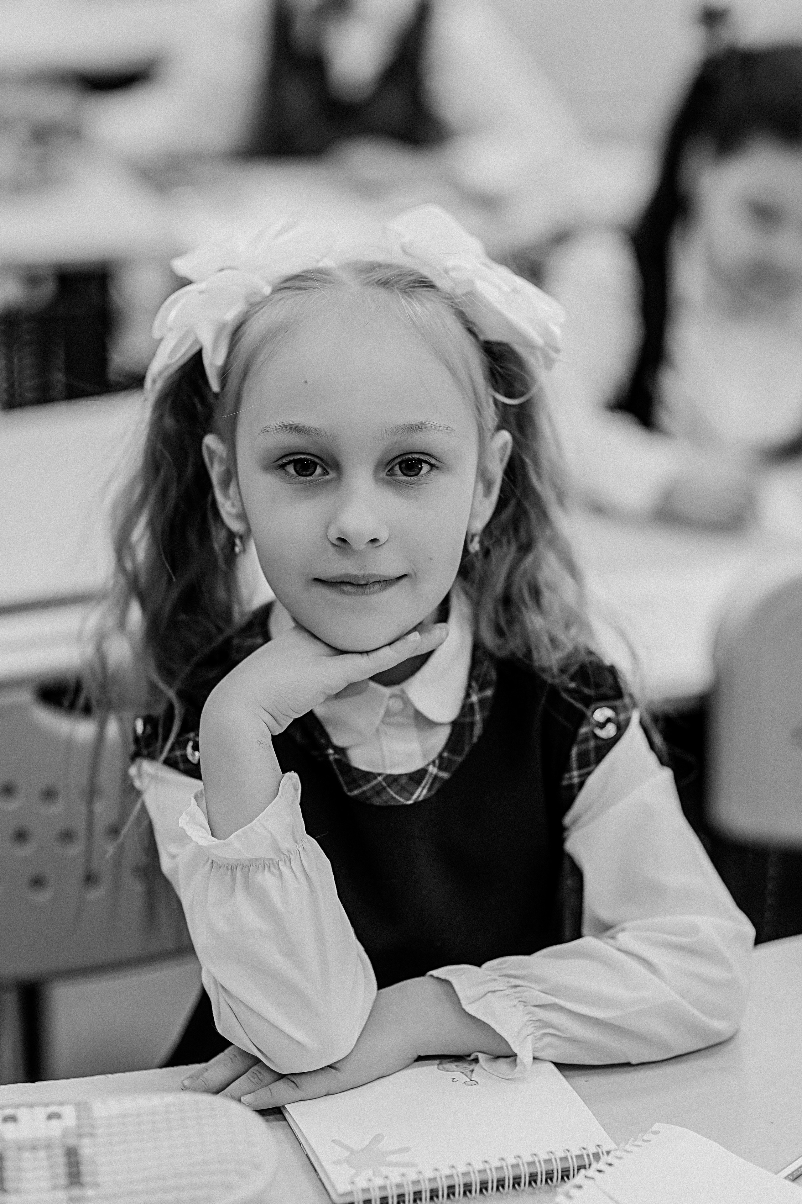 1 класс в кабинете. Семейный фотограф Тюмень, фотограф на роды Салмина Мария