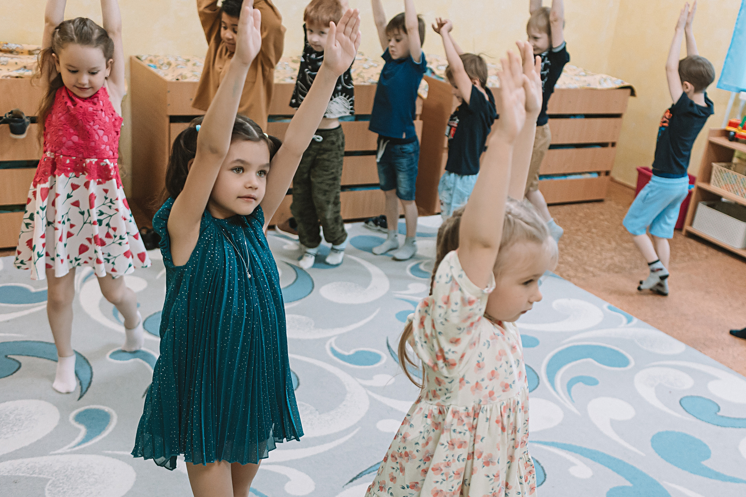Один день в саду (частный). Семейный фотограф Тюмень, фотограф на роды Салмина Мария