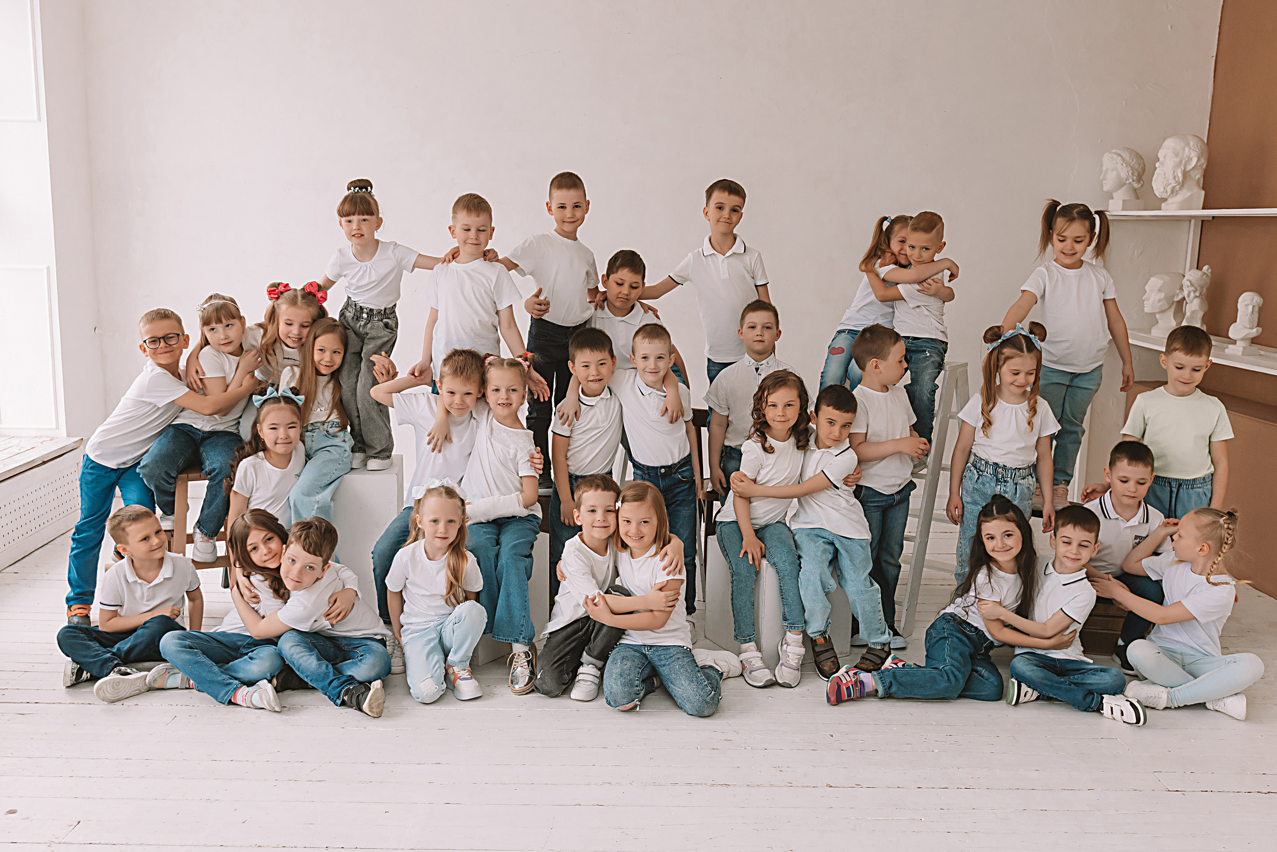 Садик в фотостудии. Семейный фотограф Тюмень, фотограф на роды Салмина Мария