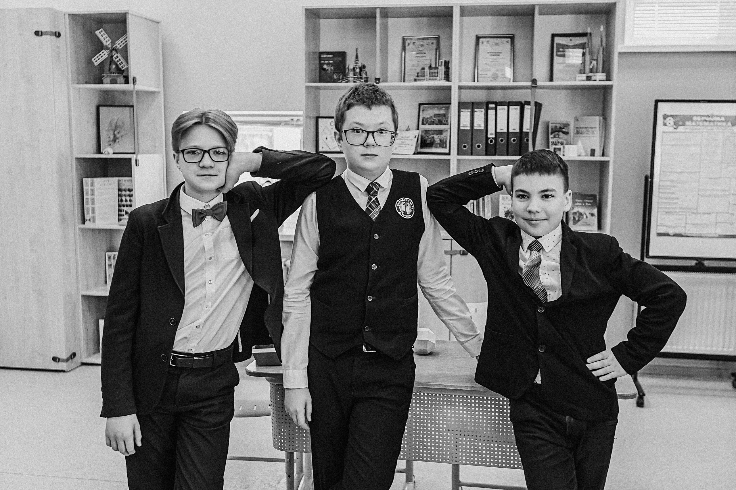 7 класс в кабинете. Семейный фотограф Тюмень, фотограф на роды Салмина Мария