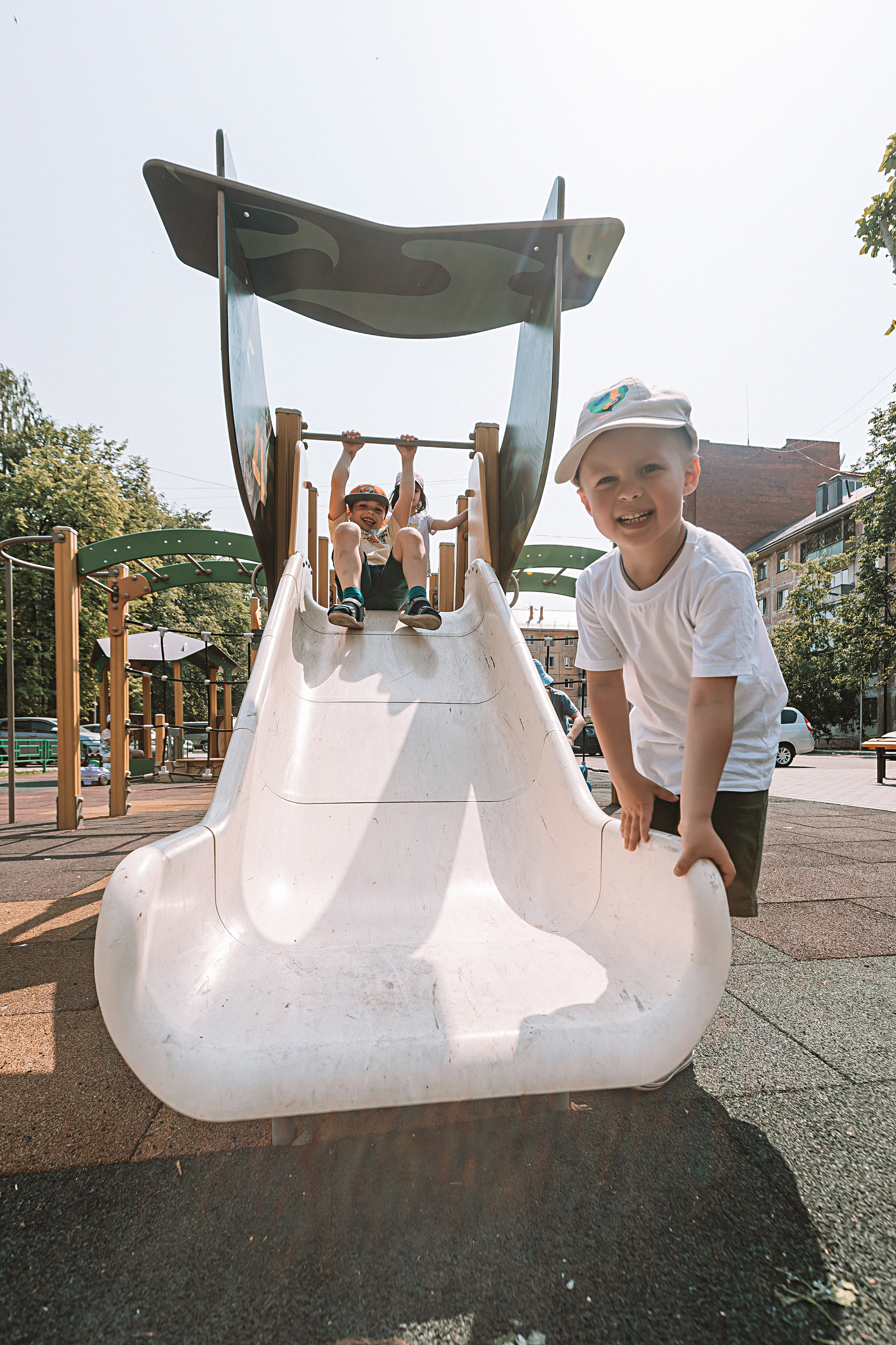 Один день в саду (частный). Семейный фотограф Тюмень, фотограф на роды Салмина Мария