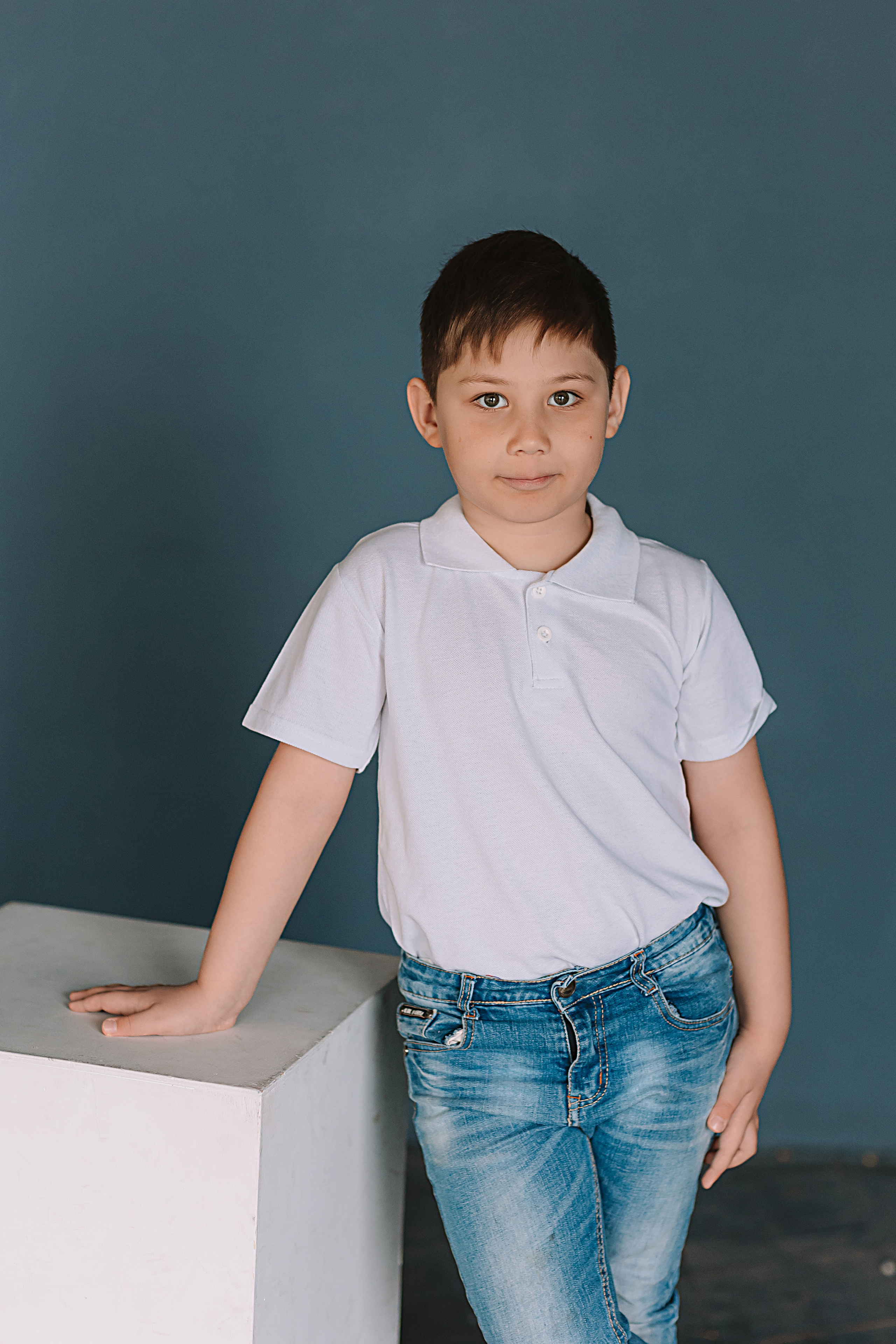 Садик в фотостудии. Семейный фотограф Тюмень, фотограф на роды Салмина Мария