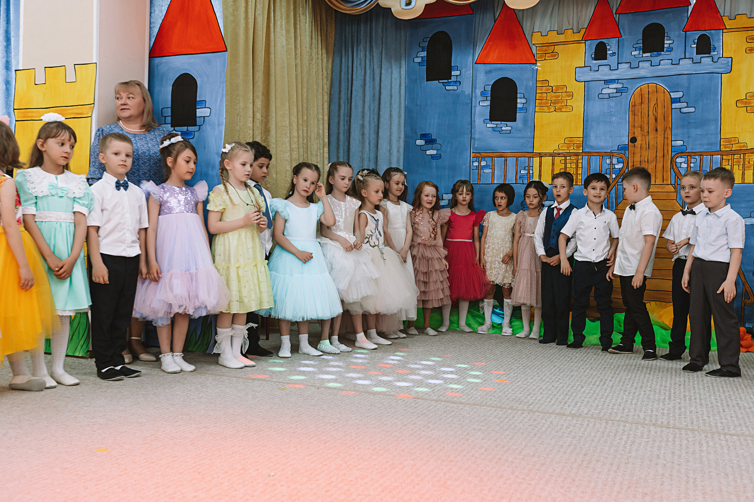 Выпускной детский сад. Семейный фотограф Тюмень, фотограф на роды Салмина Мария