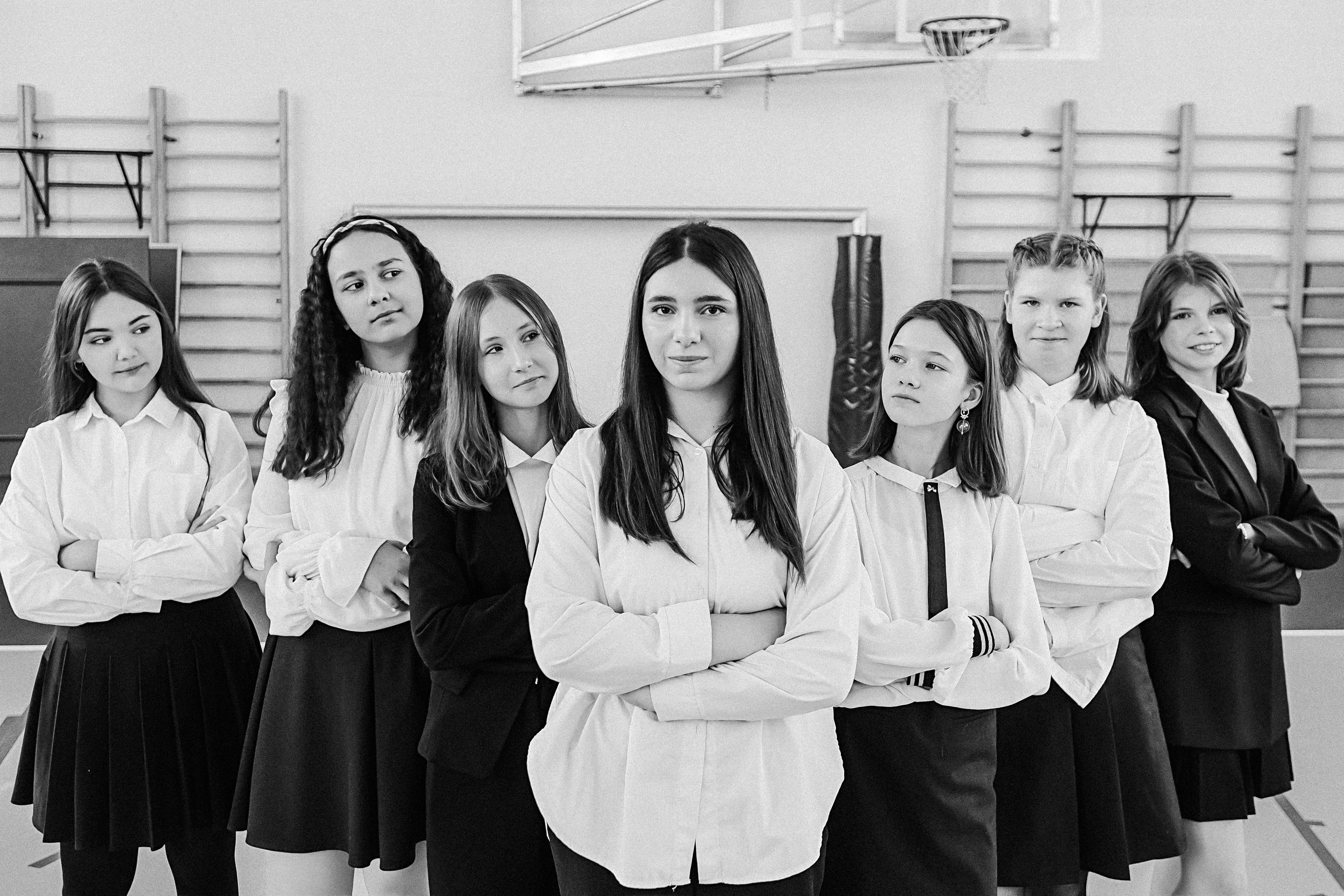 7 класс в стенах школы. Семейный фотограф Тюмень, фотограф на роды Салмина Мария