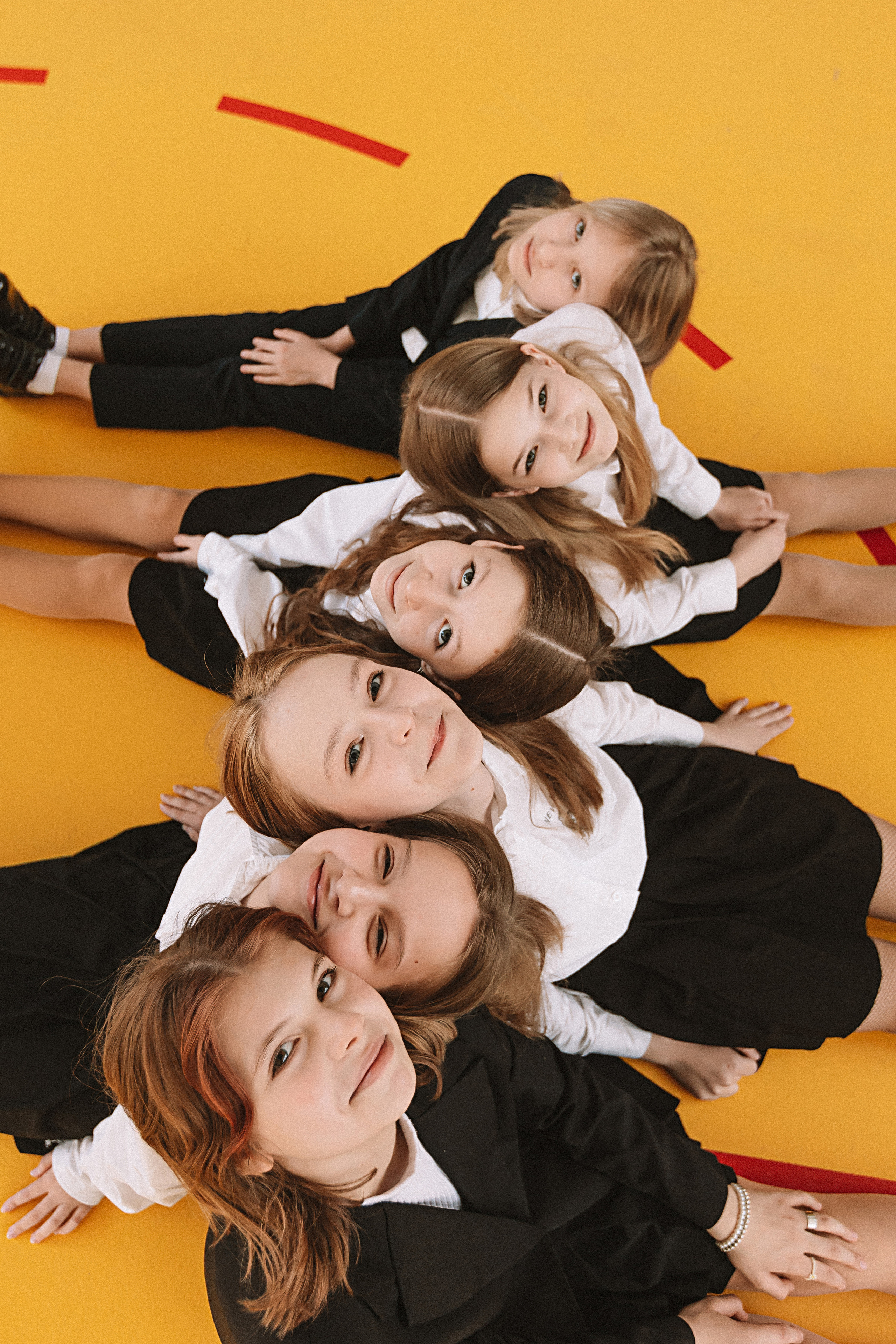 7 класс в стенах школы. Семейный фотограф Тюмень, фотограф на роды Салмина Мария