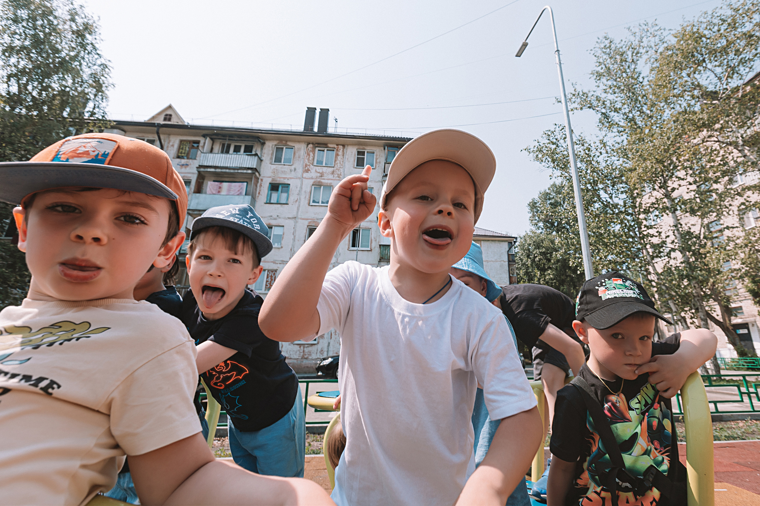 Один день в саду (частный). Семейный фотограф Тюмень, фотограф на роды Салмина Мария