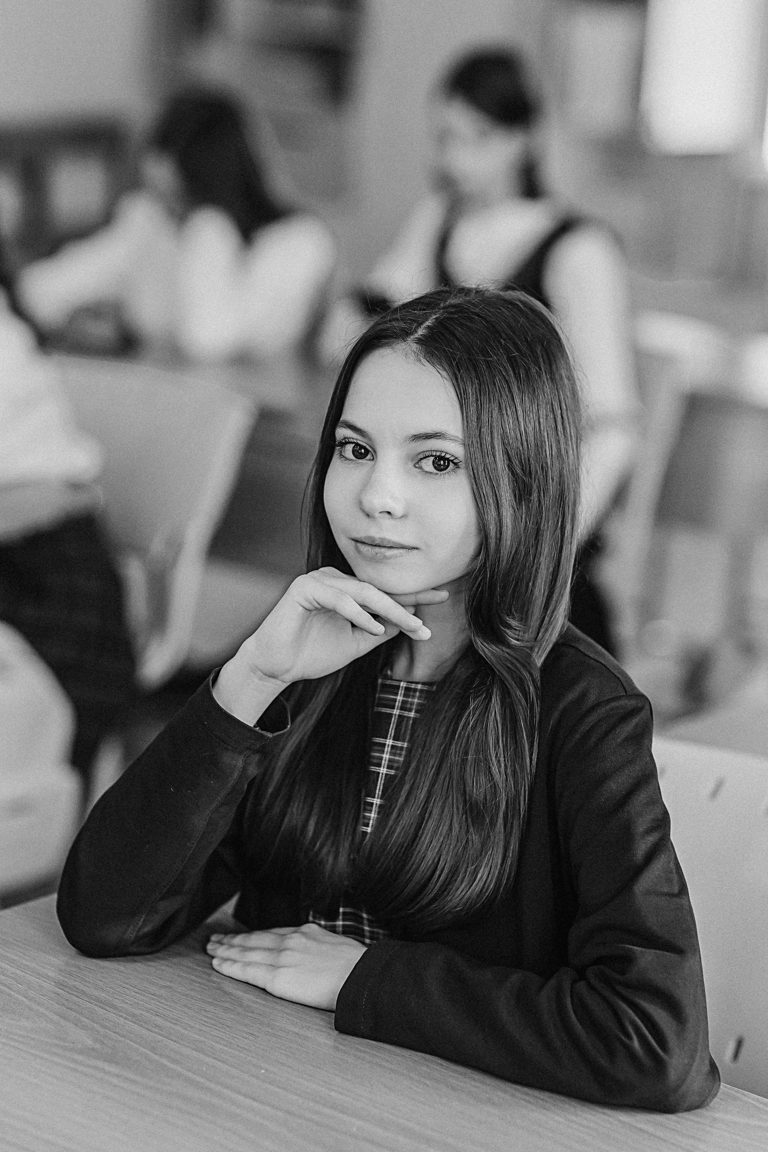 7 класс в кабинете. Семейный фотограф Тюмень, фотограф на роды Салмина Мария