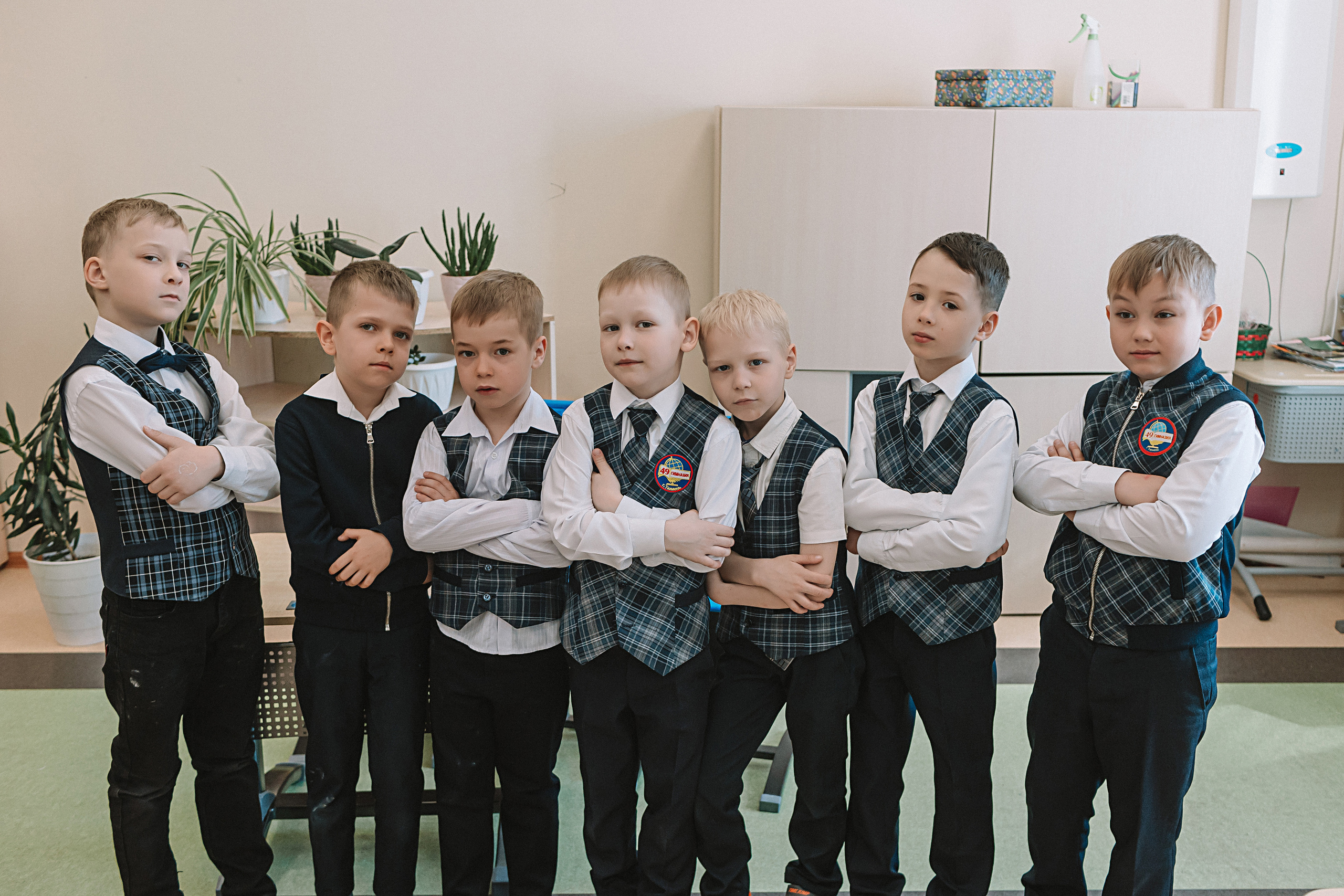 1 класс в кабинете. Семейный фотограф Тюмень, фотограф на роды Салмина Мария