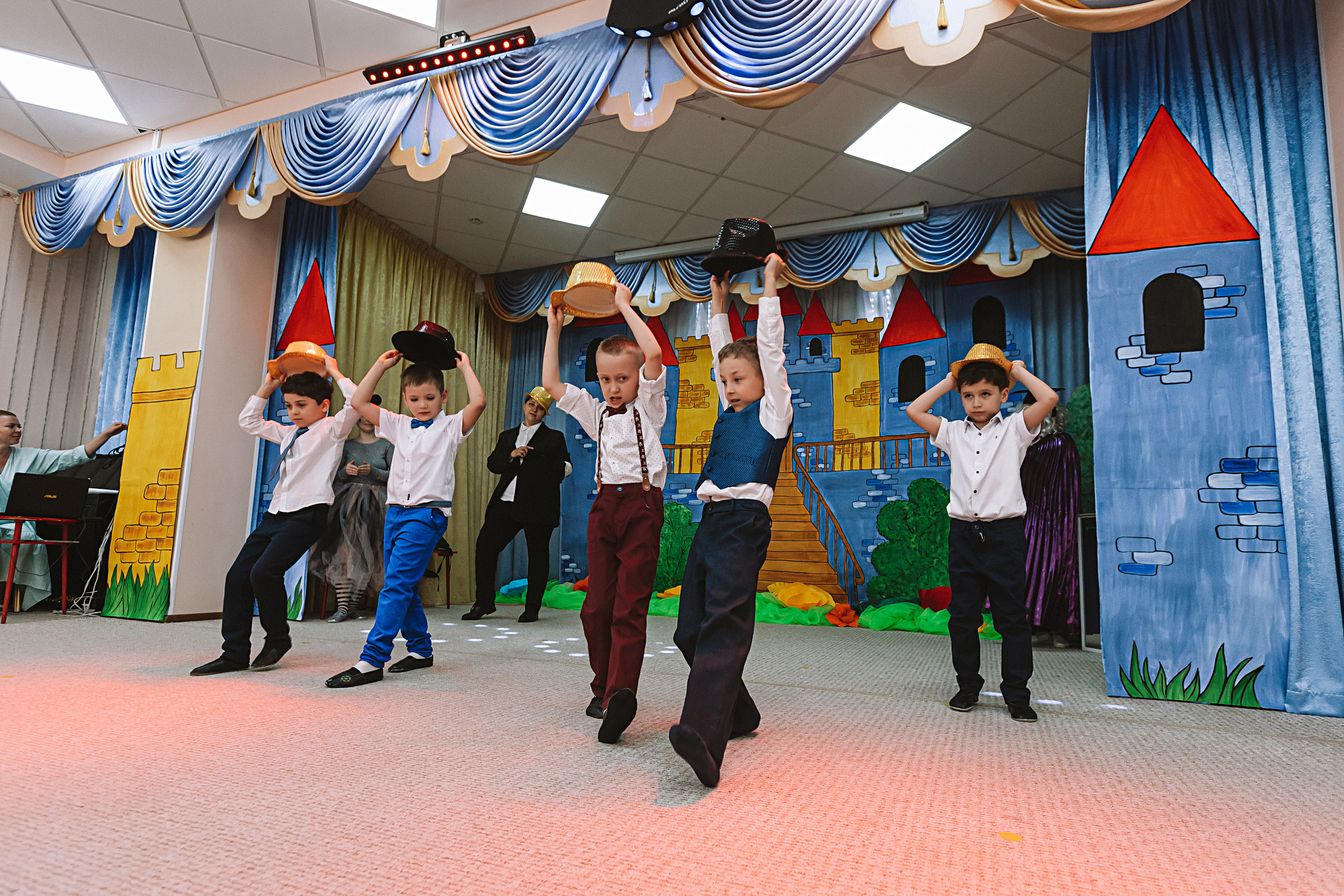 Выпускной детский сад. Семейный фотограф Тюмень, фотограф на роды Салмина Мария
