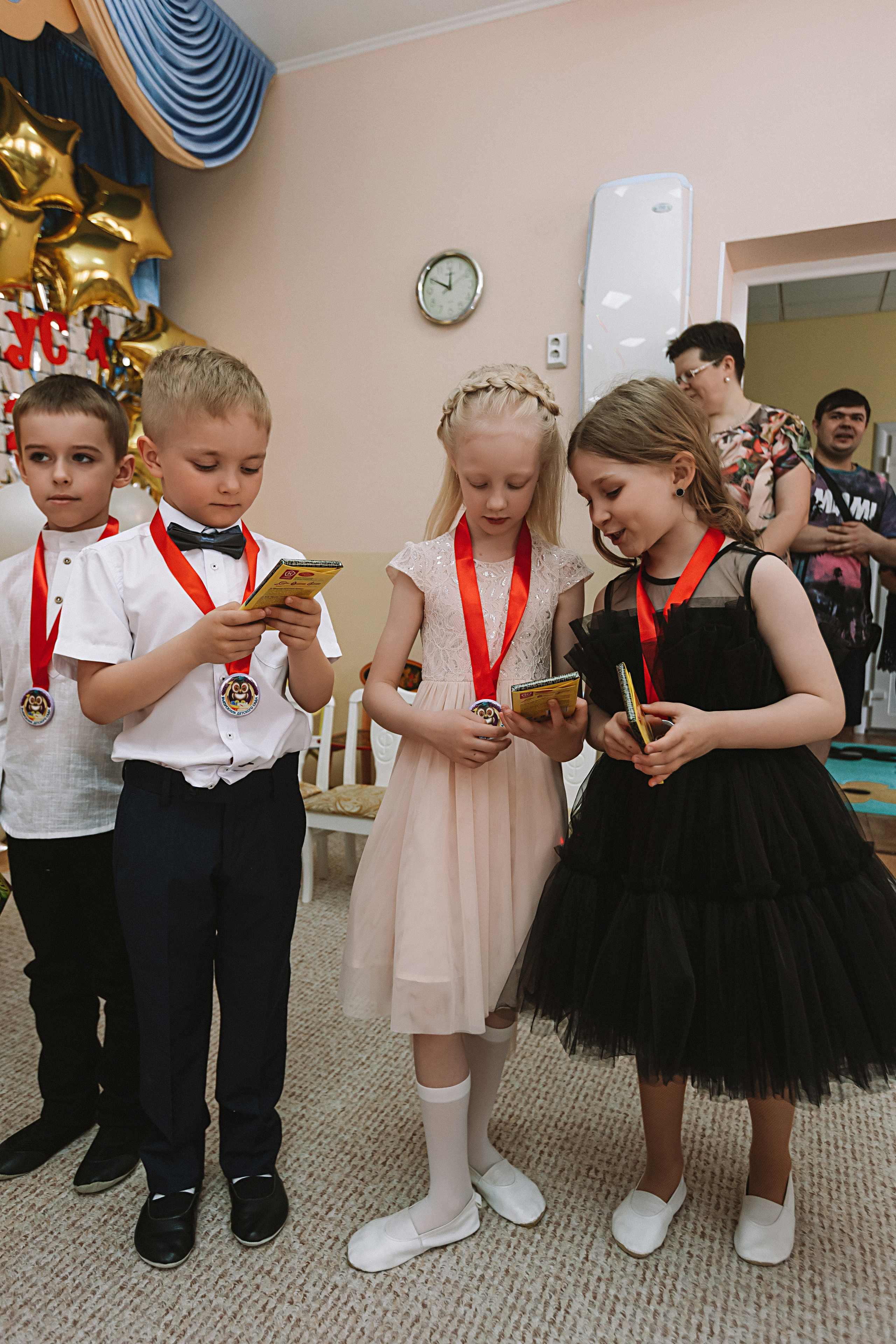 Выпускной детский сад. Семейный фотограф Тюмень, фотограф на роды Салмина Мария