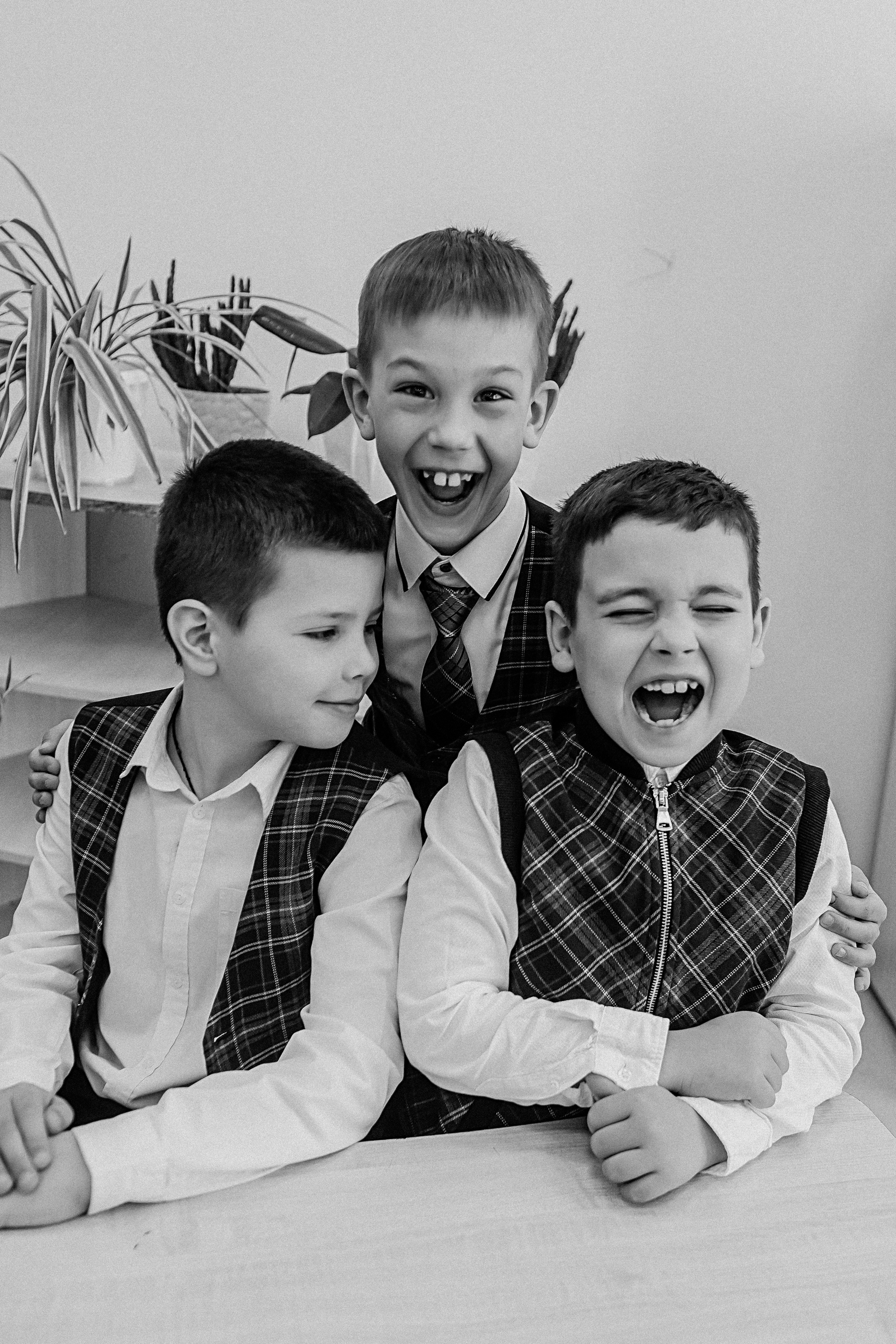 1 класс в кабинете. Семейный фотограф Тюмень, фотограф на роды Салмина Мария