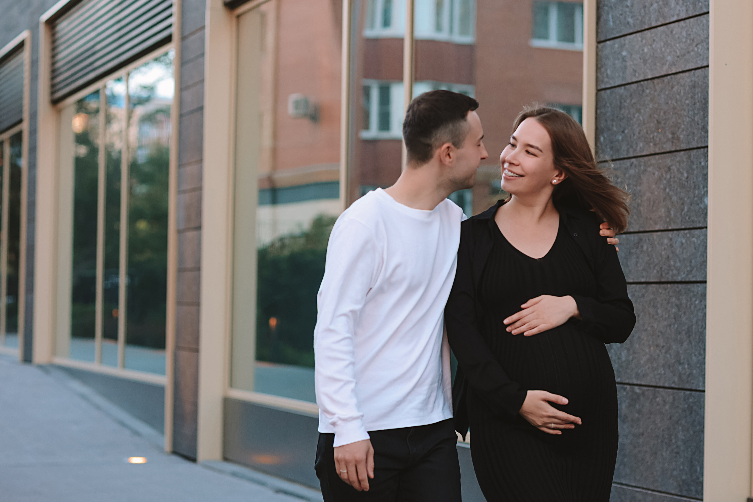 Беременность (центр города). Семейный фотограф Тюмень, фотограф на роды Салмина Мария
