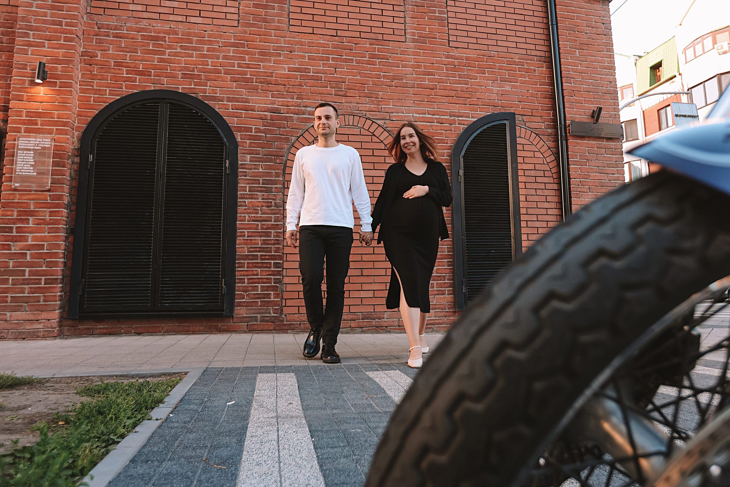 Беременность (центр города). Семейный фотограф Тюмень, фотограф на роды Салмина Мария