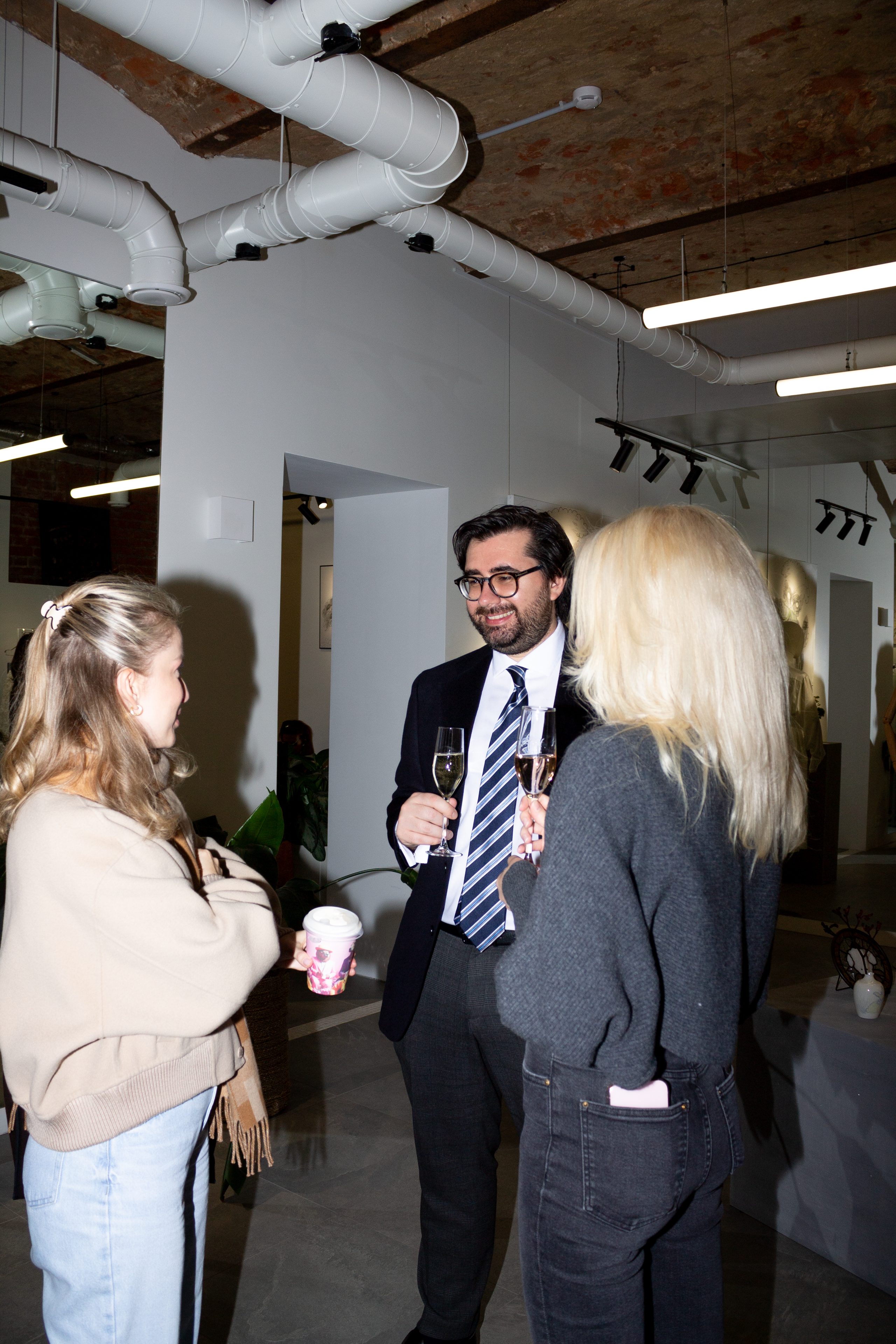 Вернисаж Таро Анонс & Make Me Happy. Крылов Кирилл Фотограф Москва