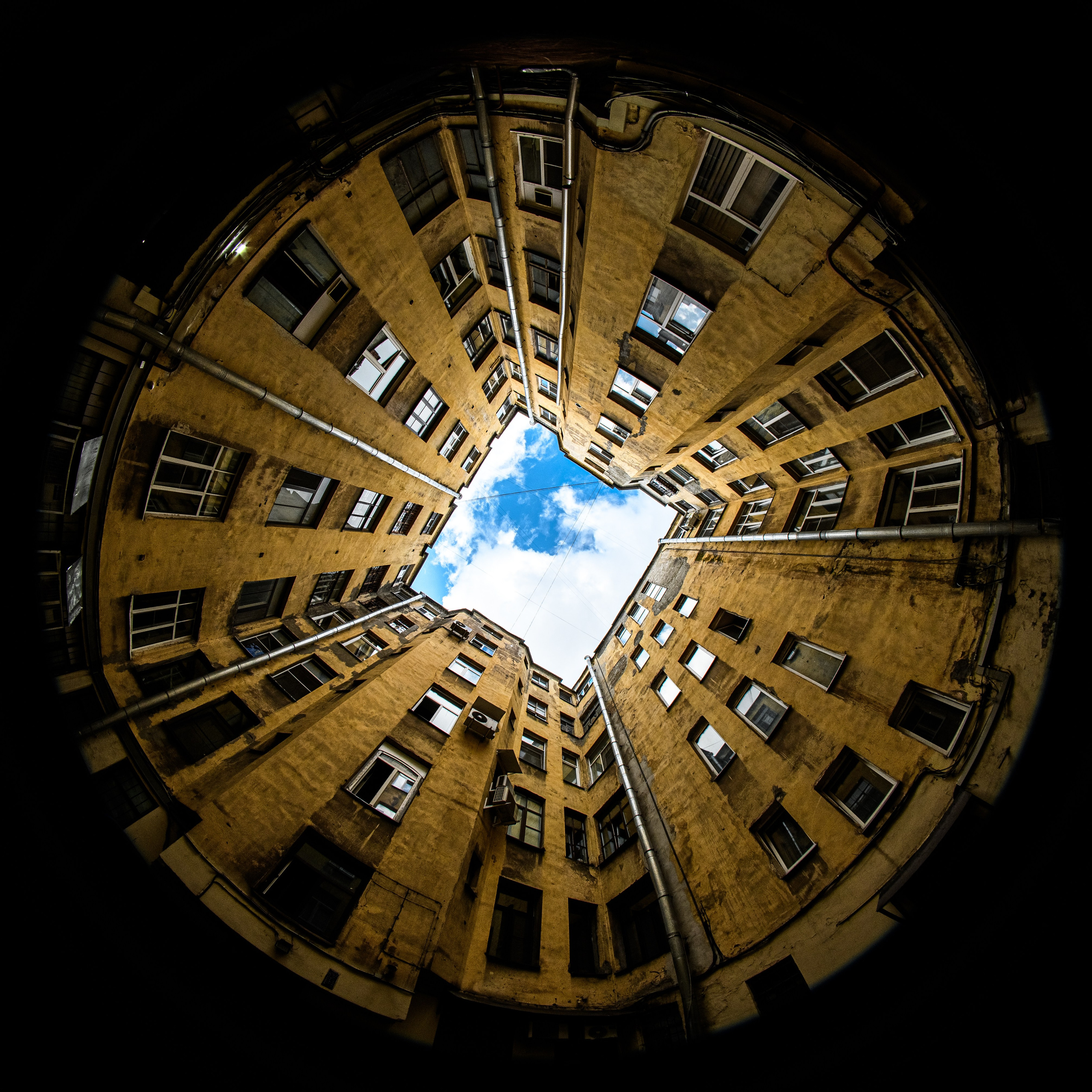 Большой проспект П.С., 70-72