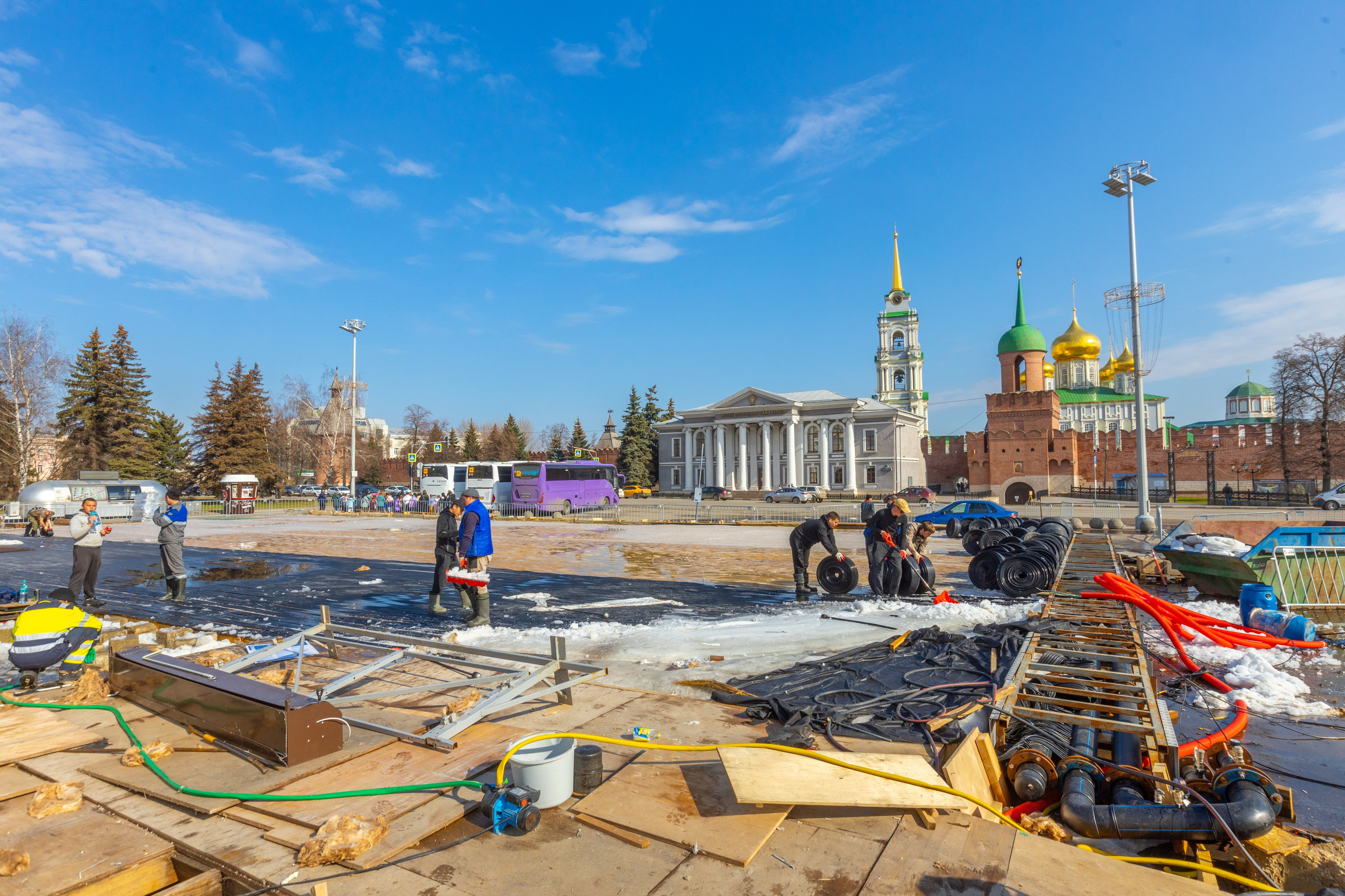Площадь Ленина, Гостинный двор, Белый дом, Фонтаны, улица Советская. Фотограф в Туле Крупский АнДРей. Фотостудия «КАДР71» в Туле