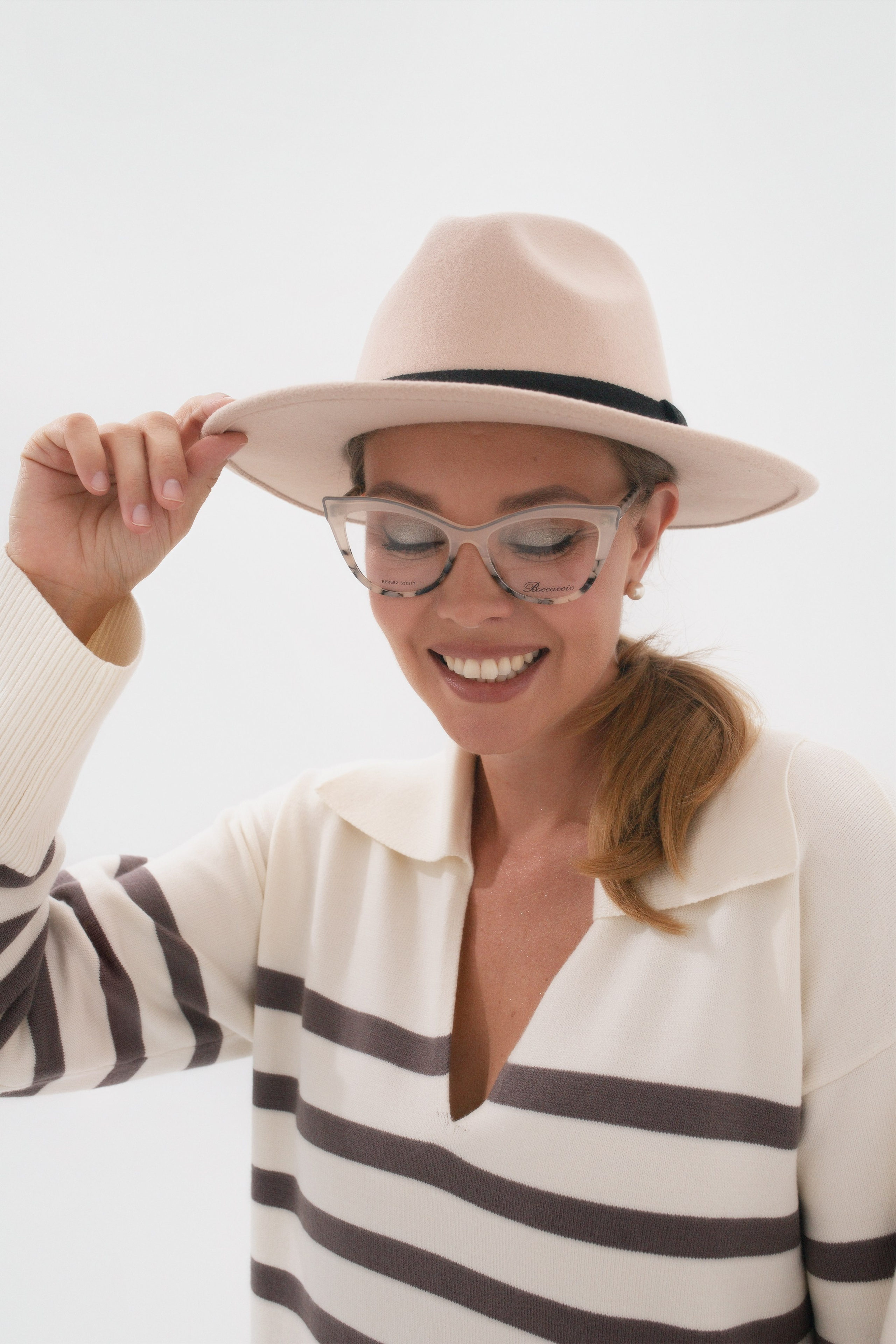 ЛИЗА +SIZE. Продающий контент для маркетплейсов и e-commerce «под ключ»