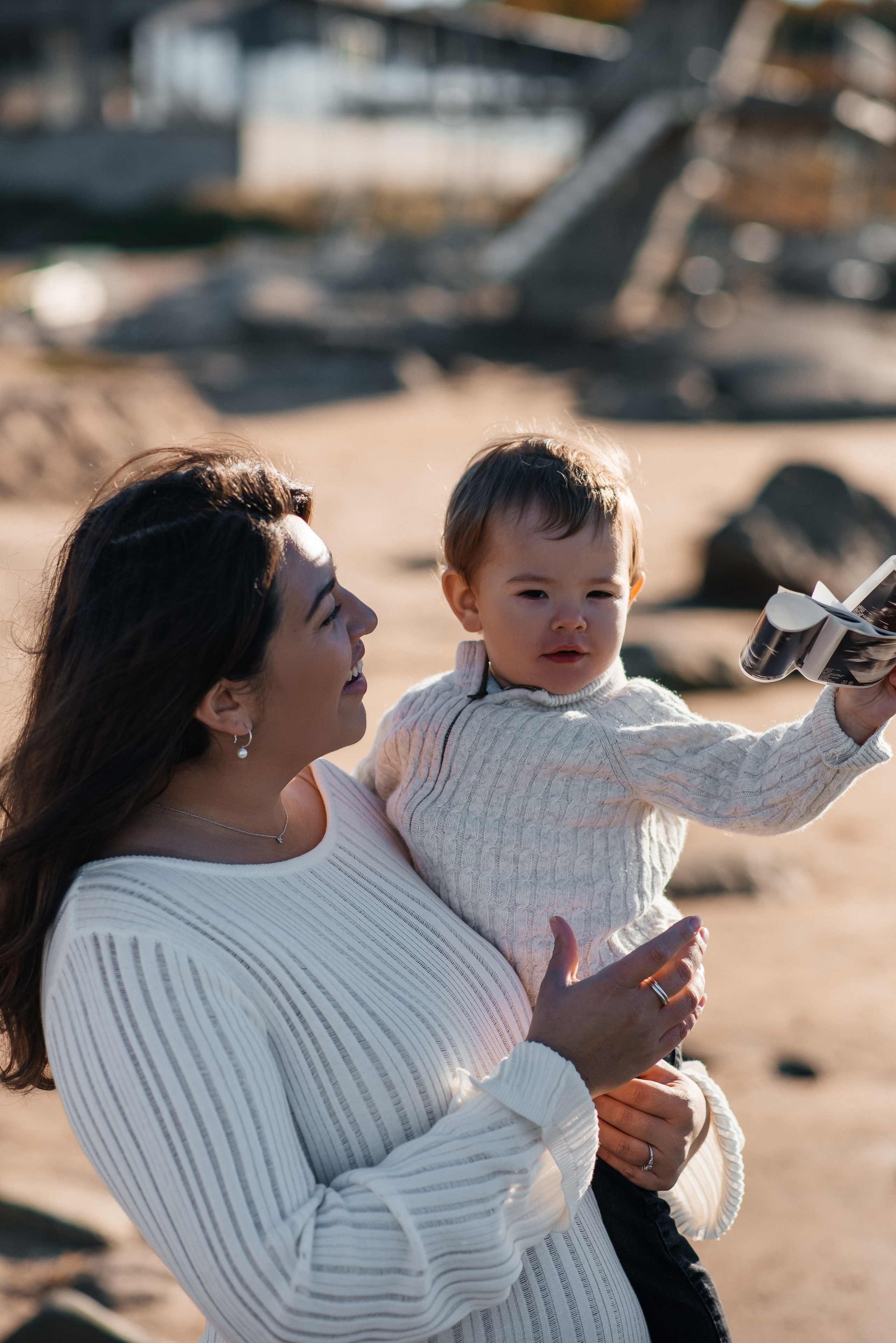 Gravidfotografering vid havet på Tylösand