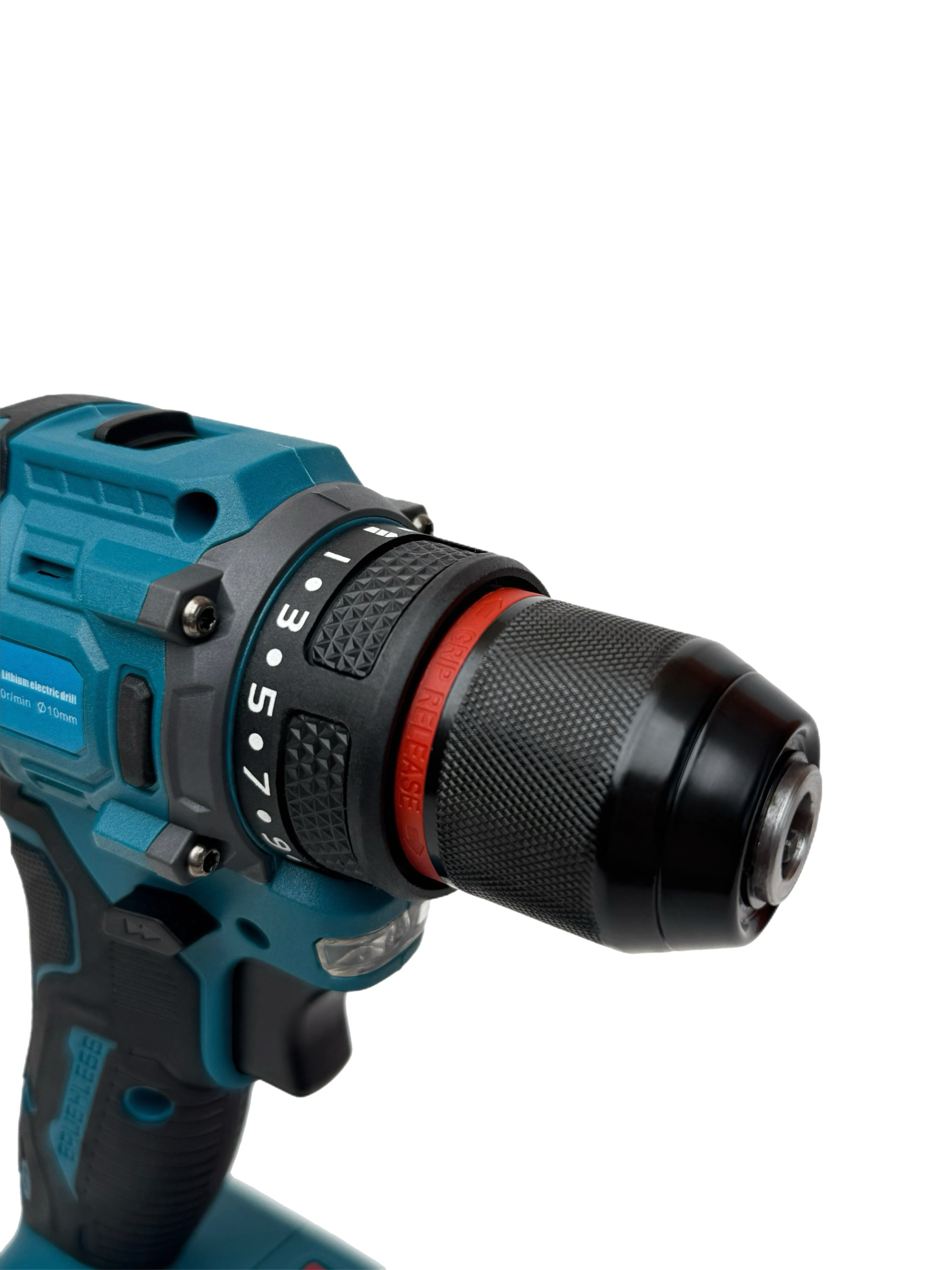 Каталог на белом фоне. Съёмка одежды для маркетплейсов и брендов Morozova Production