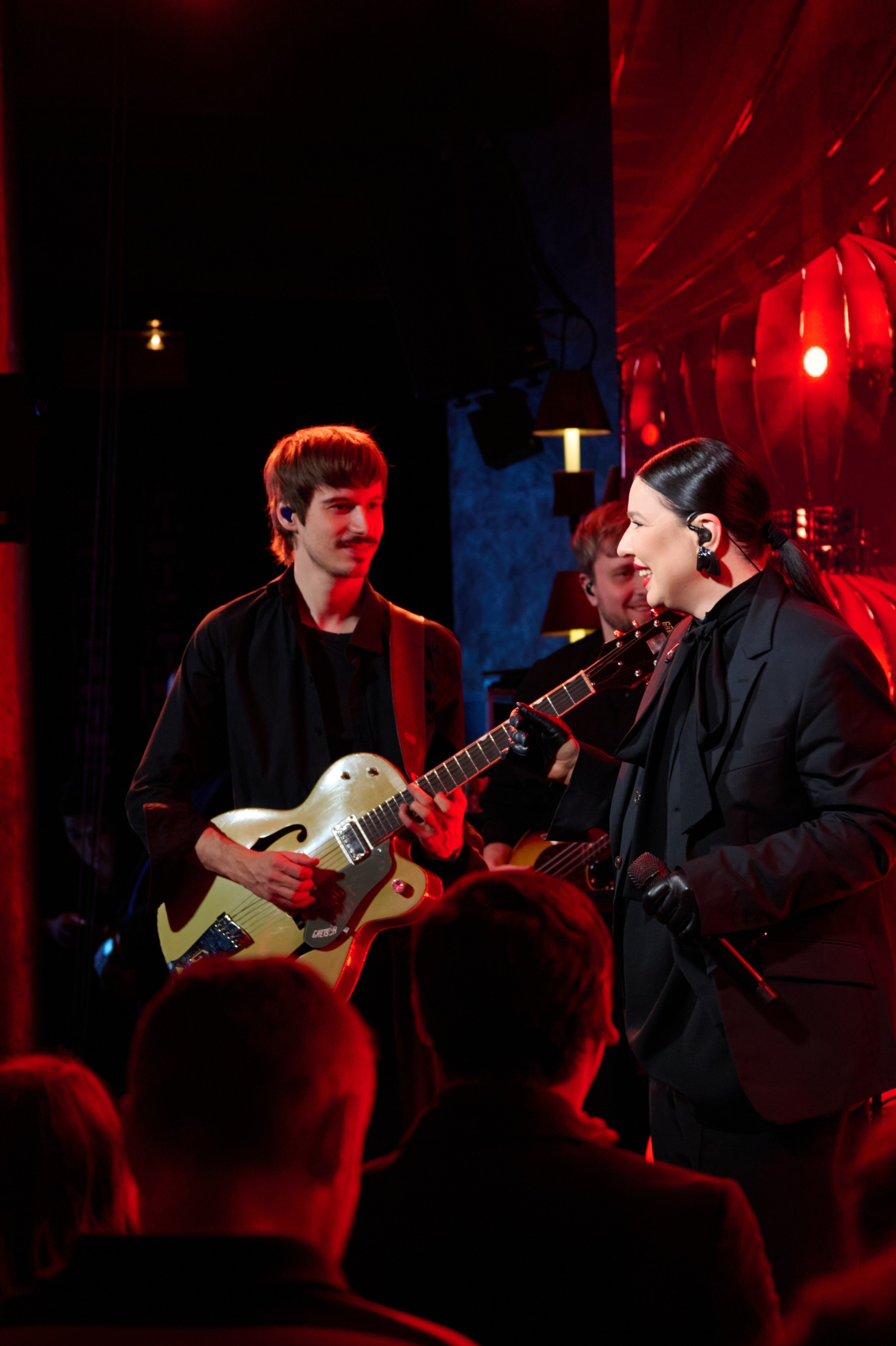 Репортажная съёмка корпоратива и концерта Елки в Петербурге и Москве