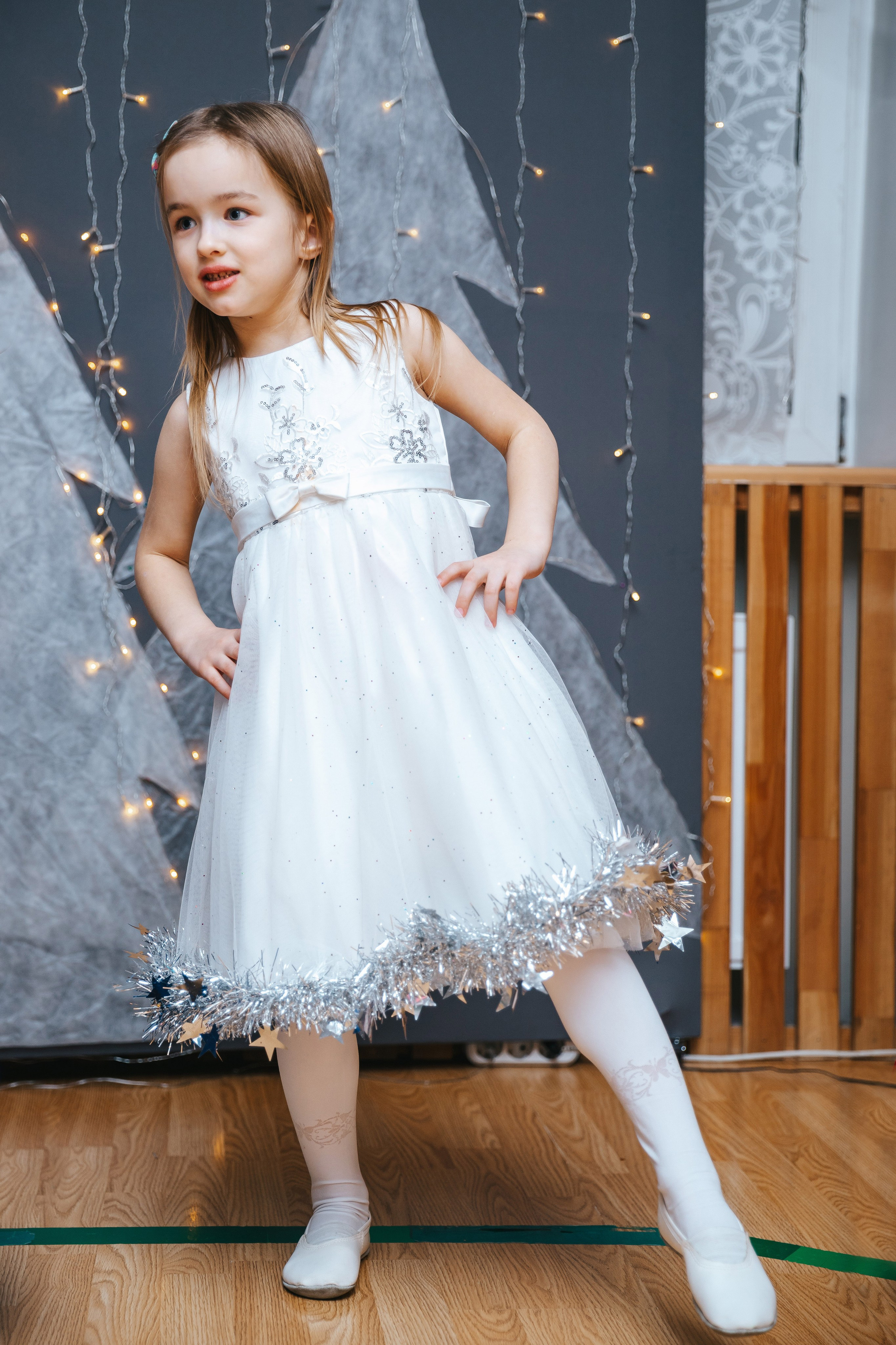 Новогодний утренник в Монтессори-садике. Семейный lifestyle фотограф в Санкт-Петербурге Людмила Пахомова