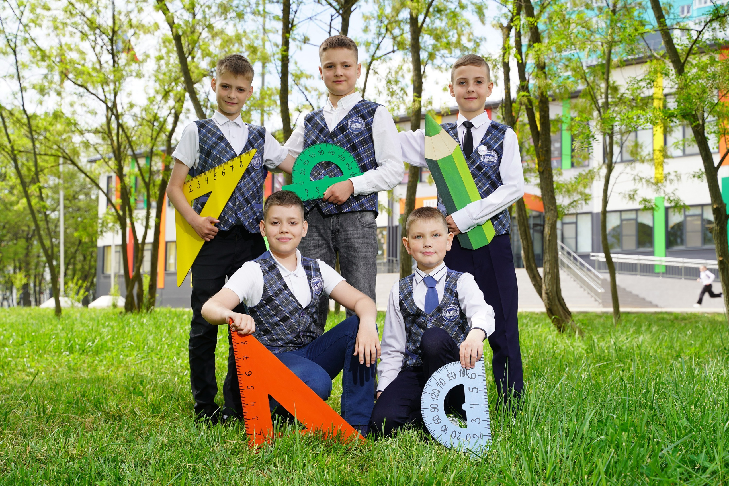 Фотосессии на улице. MEMENTO.Выпускные альбомы, школьные, юбилейные и другие книги. Ростов-на-Дону