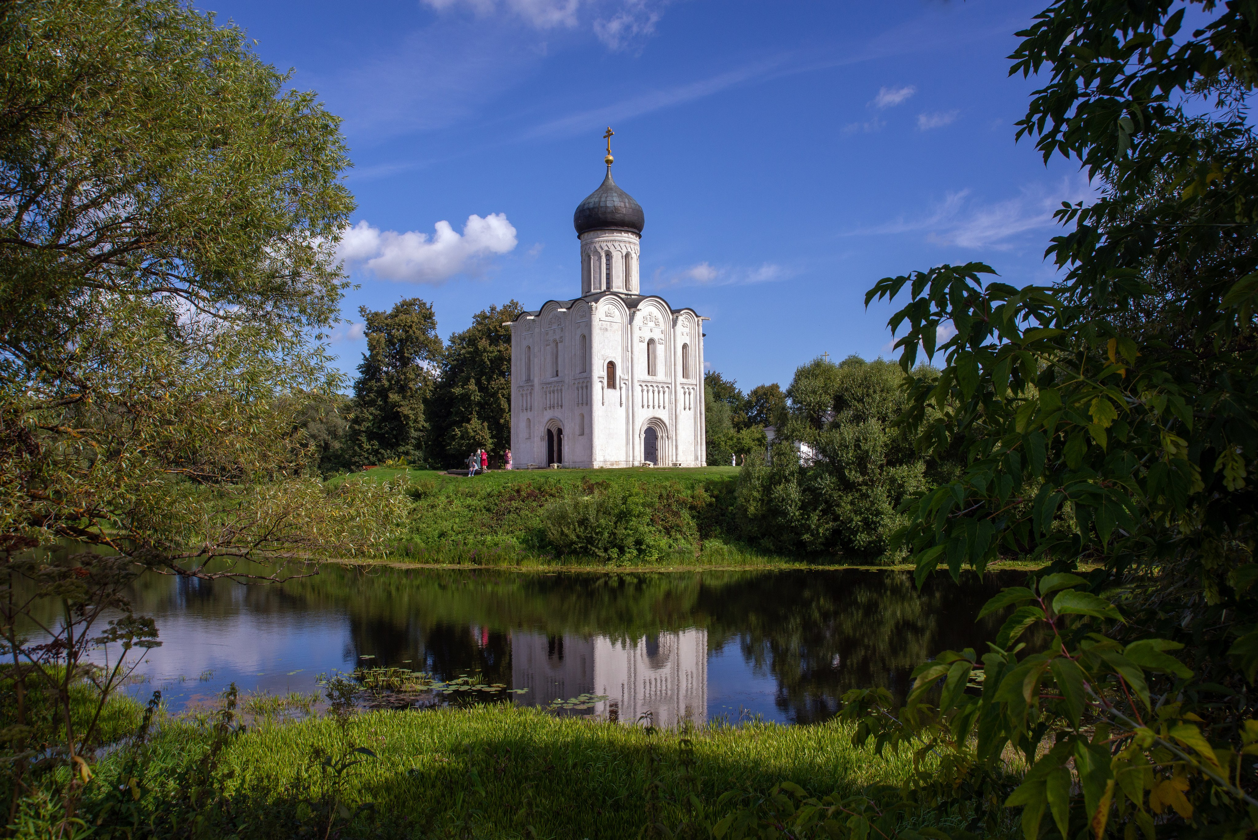 Церковь Покрова-на-Нерли. Игорь Жучков. Россия увиденная глазами путешествующего фотографа