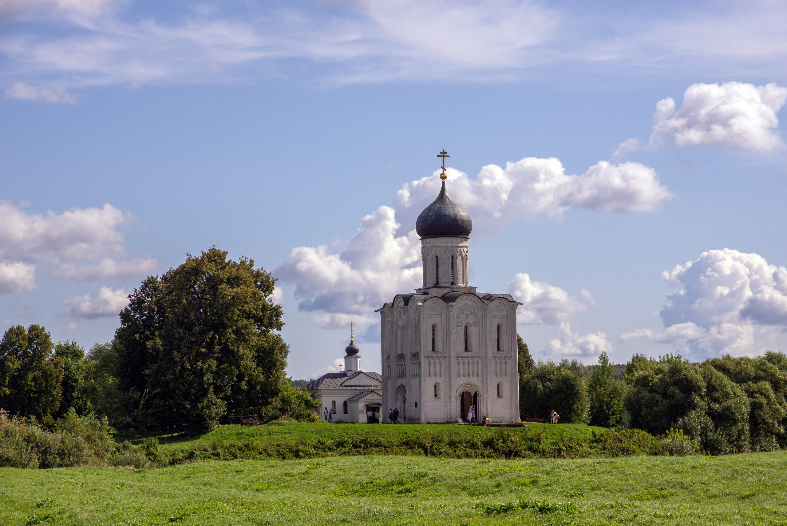 Церковь Покрова-на-Нерли. Игорь Жучков. Россия увиденная глазами путешествующего фотографа