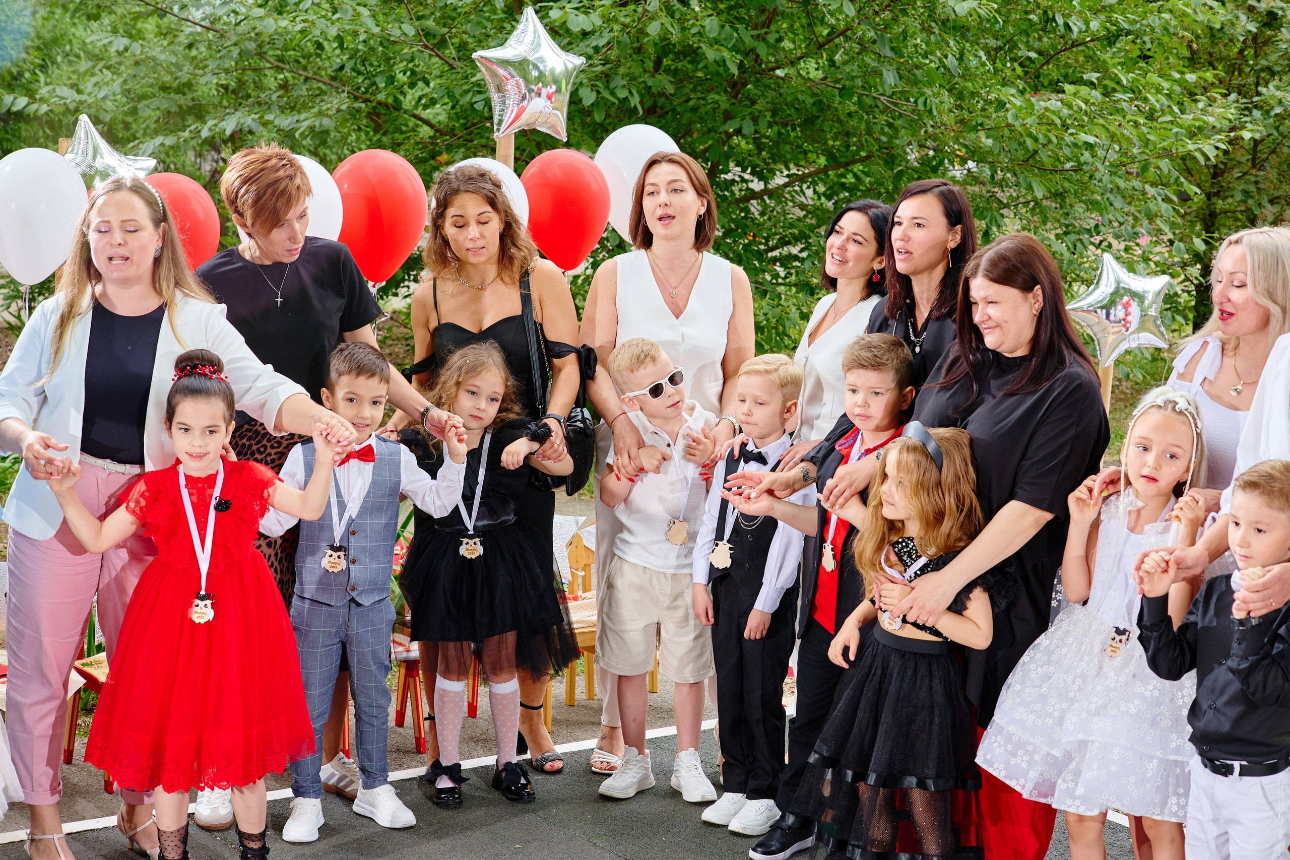 Выпускной 45 сад. Фотограф Выпускные альбомы Таганрог Сергей Коробченко