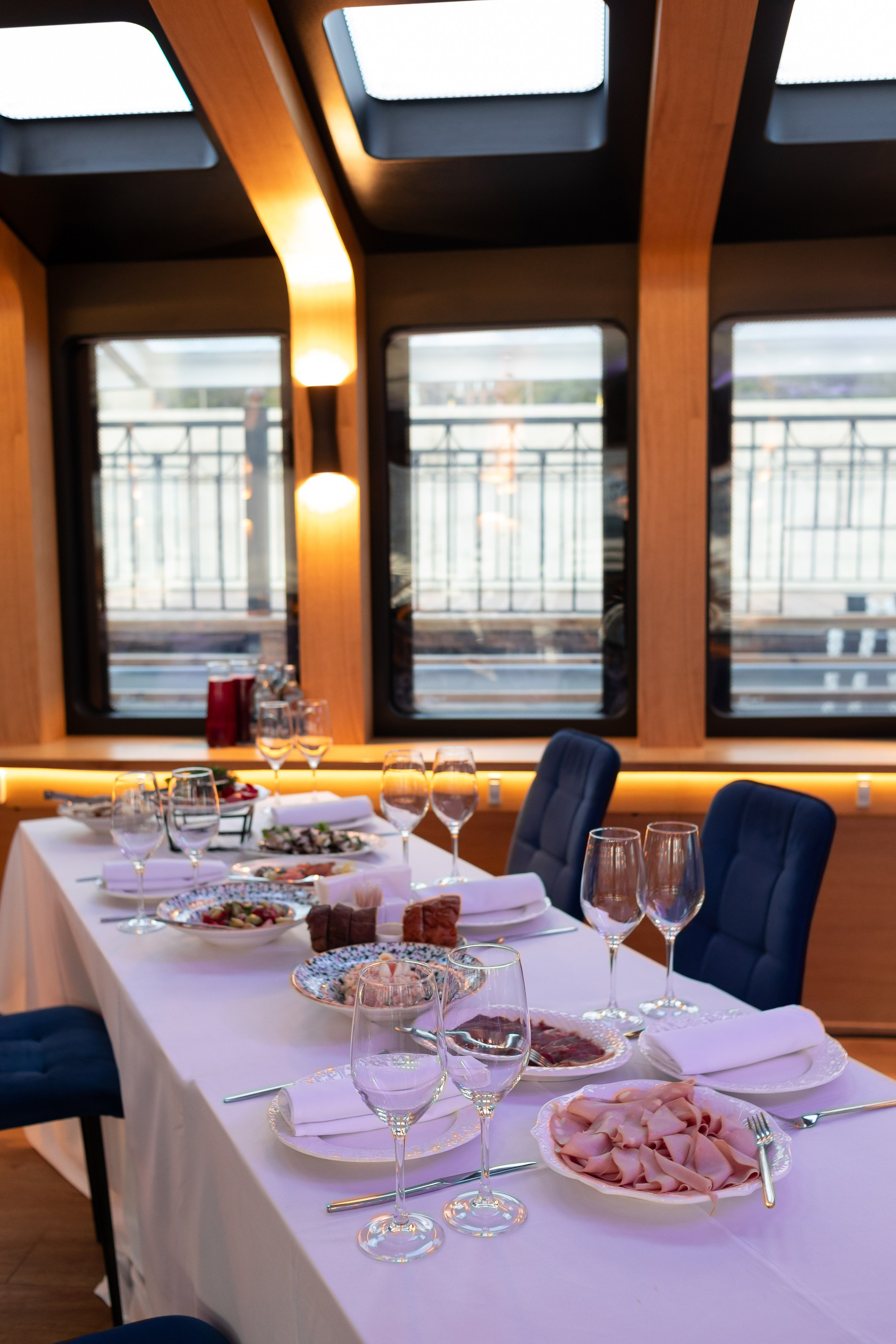 На воде. Главная