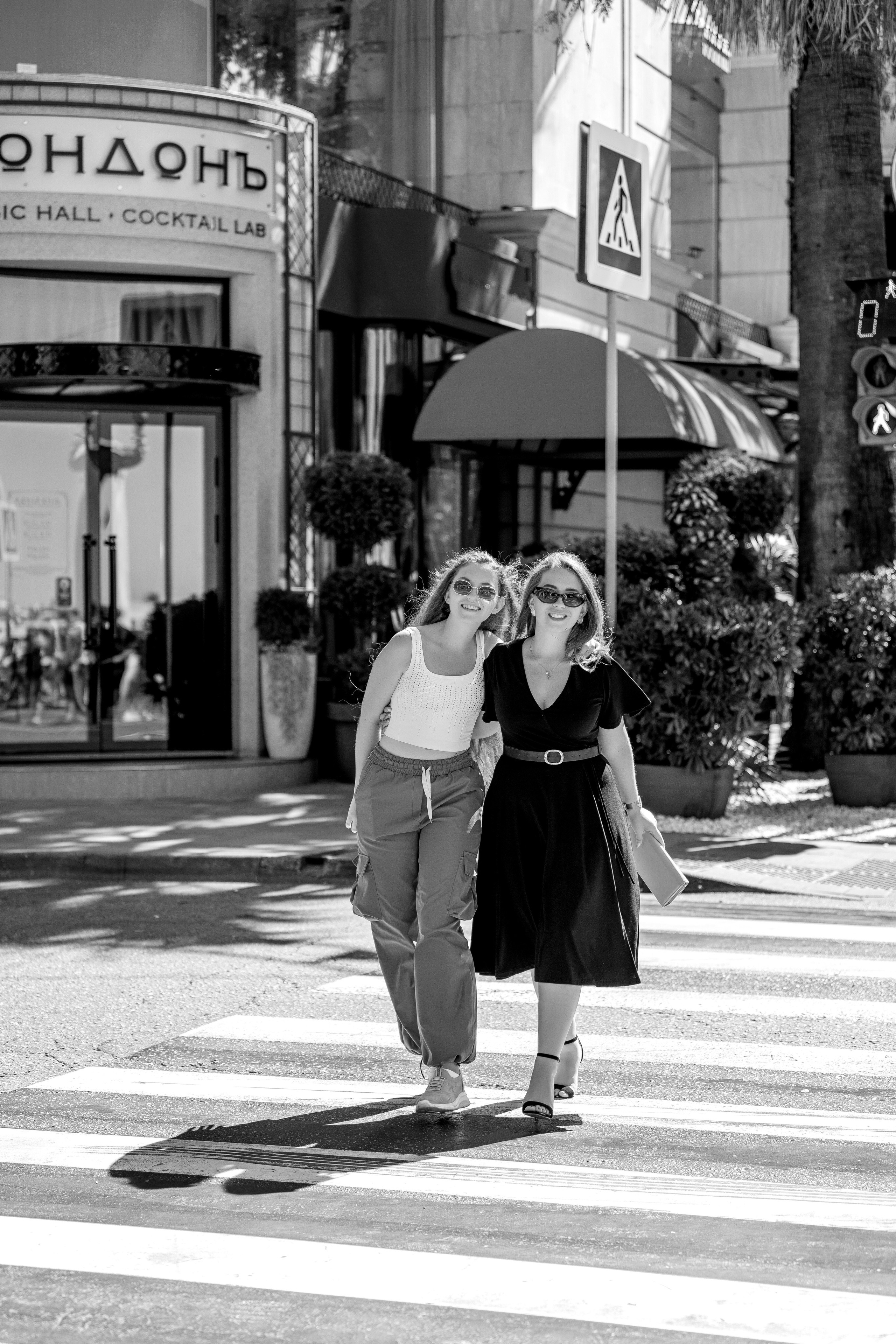 Улица Ч/Б. Главная