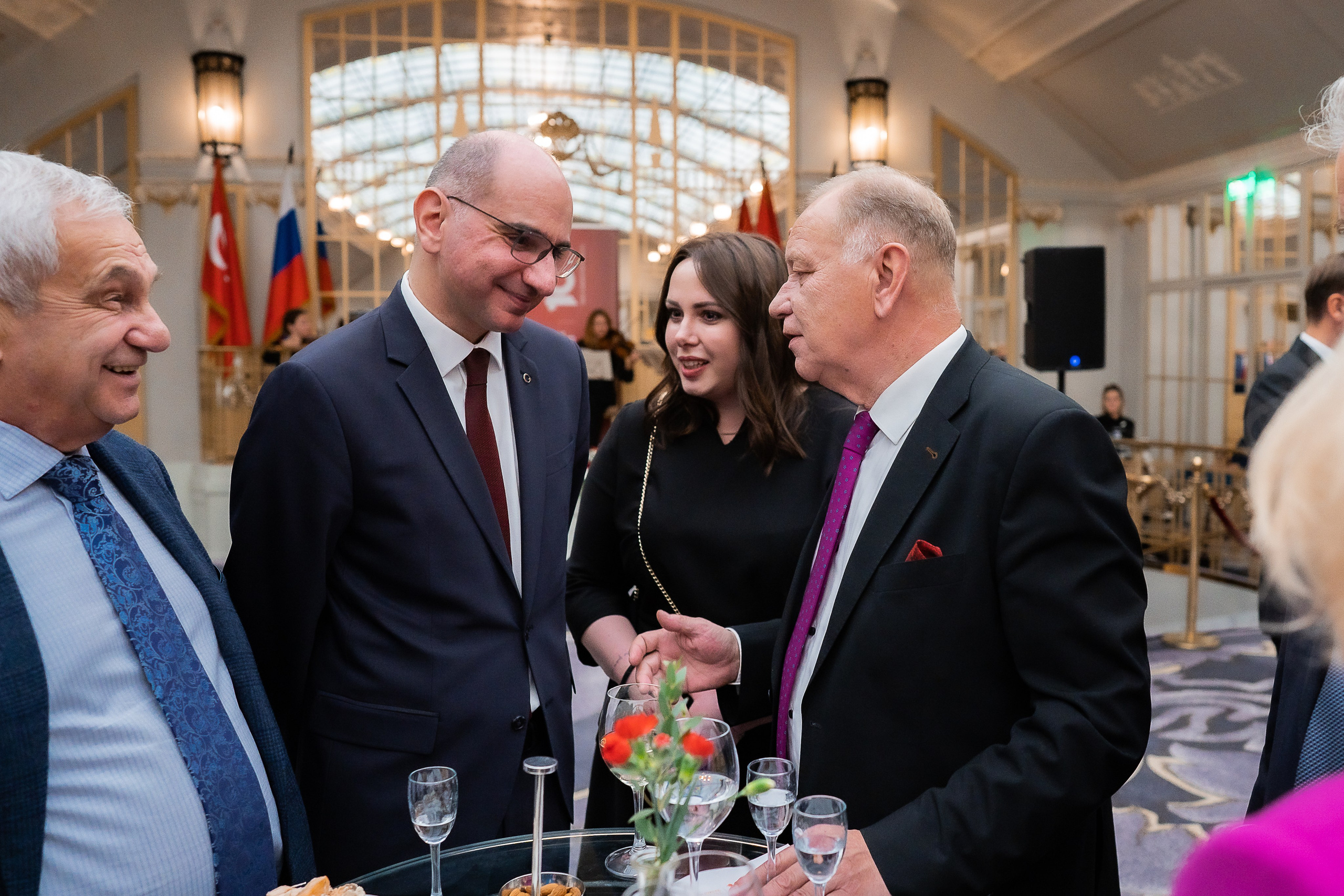 Репортаж. Фотограф, Видеограф и Ваш личный Эксперт по Маркетингу