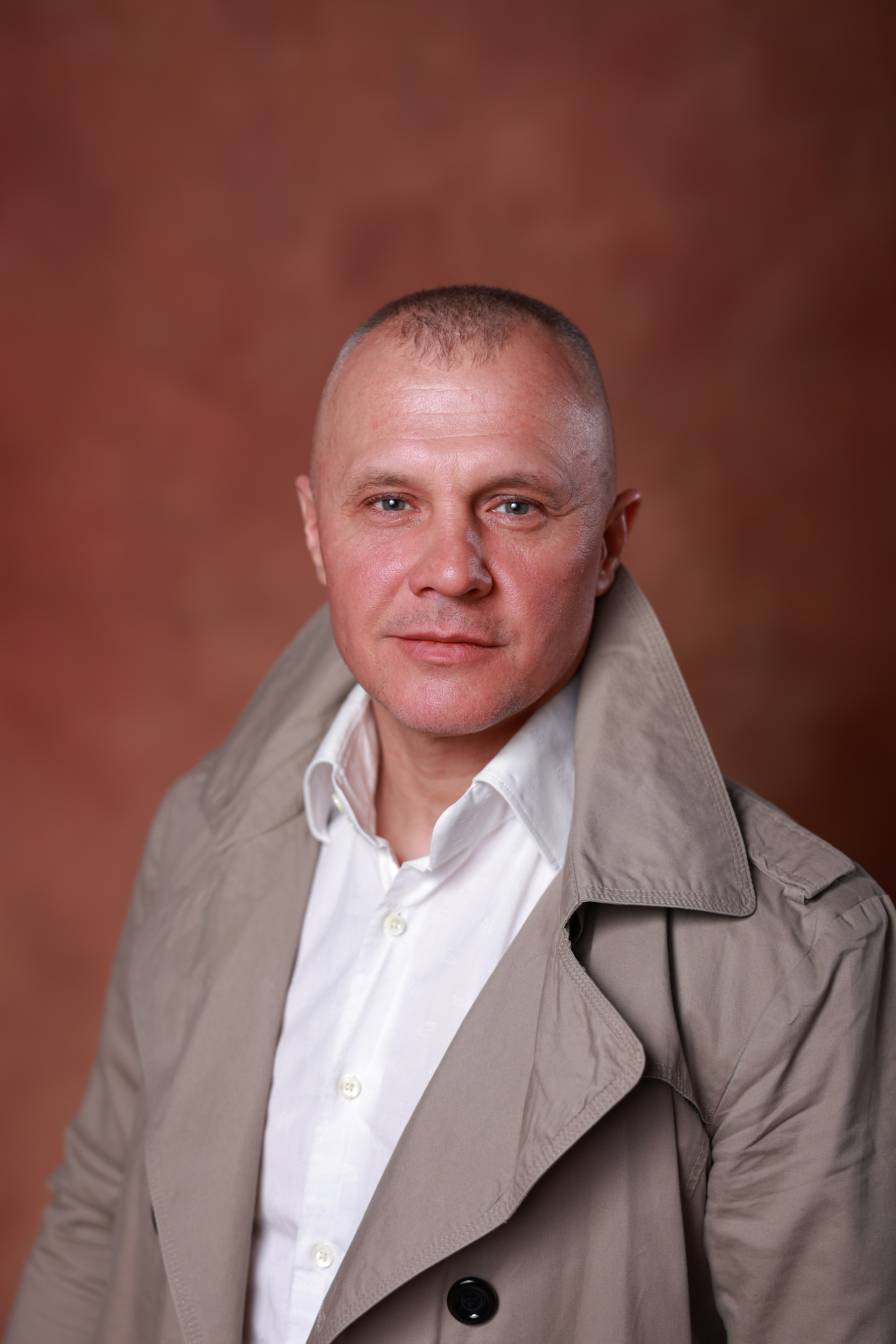 Студийная съёмка. Денис Волк актёр / модель