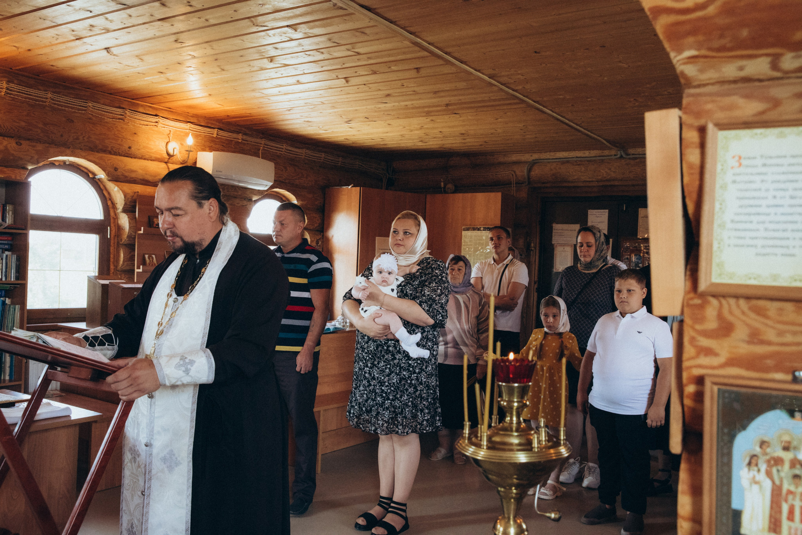 Крещение Марьяны. Фотограф на крещение в Рязани. Семейный фотограф