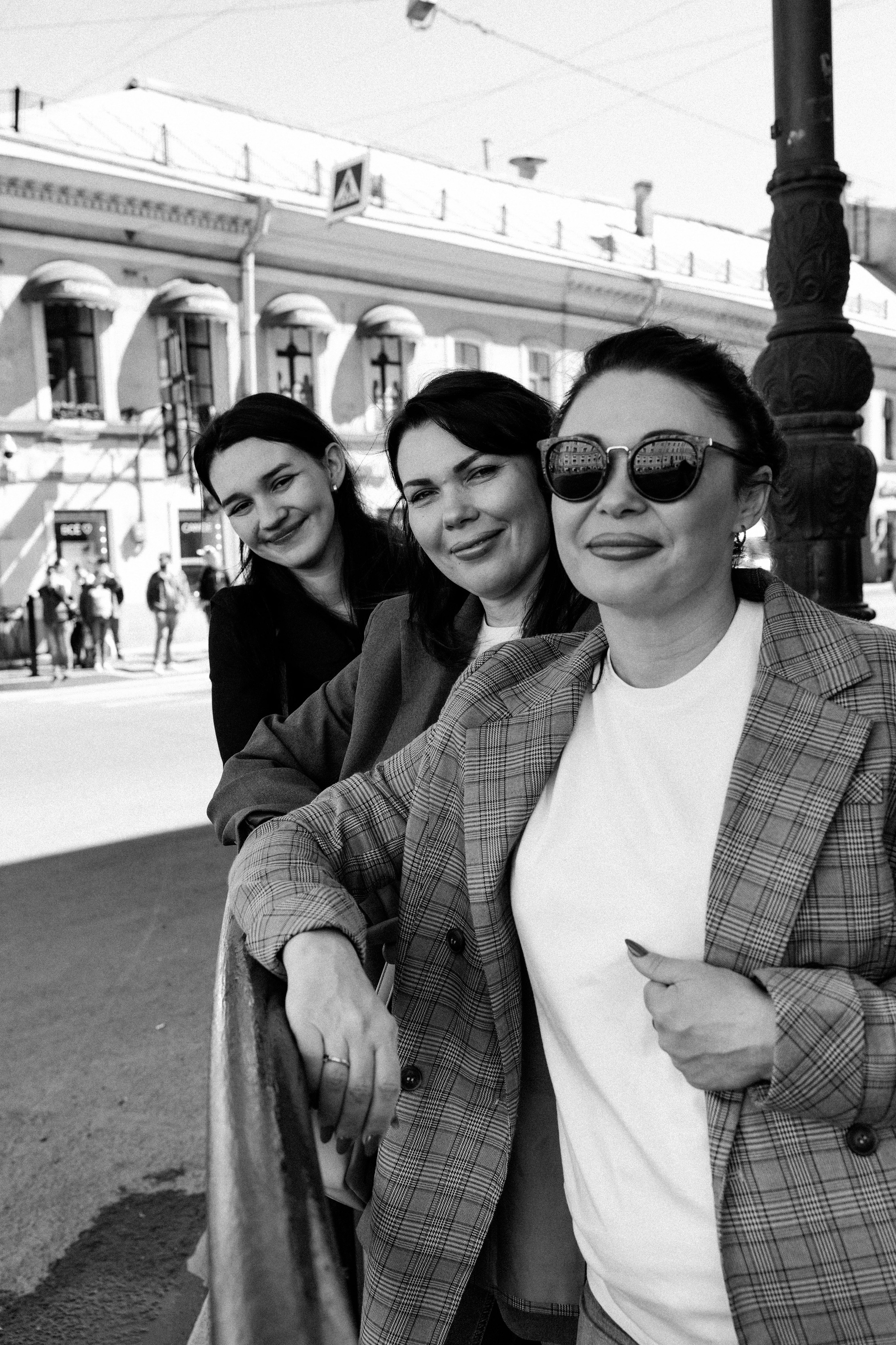 Фотосессия на фотопрогулке. Фотограф и видеограф в Санкт-Петербурге Динара Гольдина