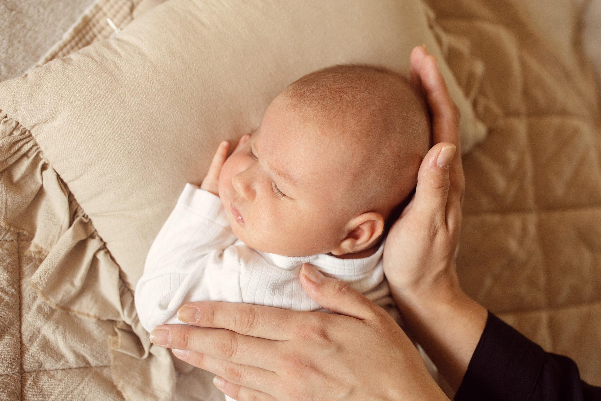 Домашняя фотосессия Хабаровск, фотограф на дом Хабаровск, детский фотограф Хабаровск, семейный фотограф Хабаровск, ньюборн фотограф Хабаровск, фотосессия младенца, фотосессия ньюберн, newborn, Lifestyle фотосессия, фотограф на выписку , выписка из роддома  