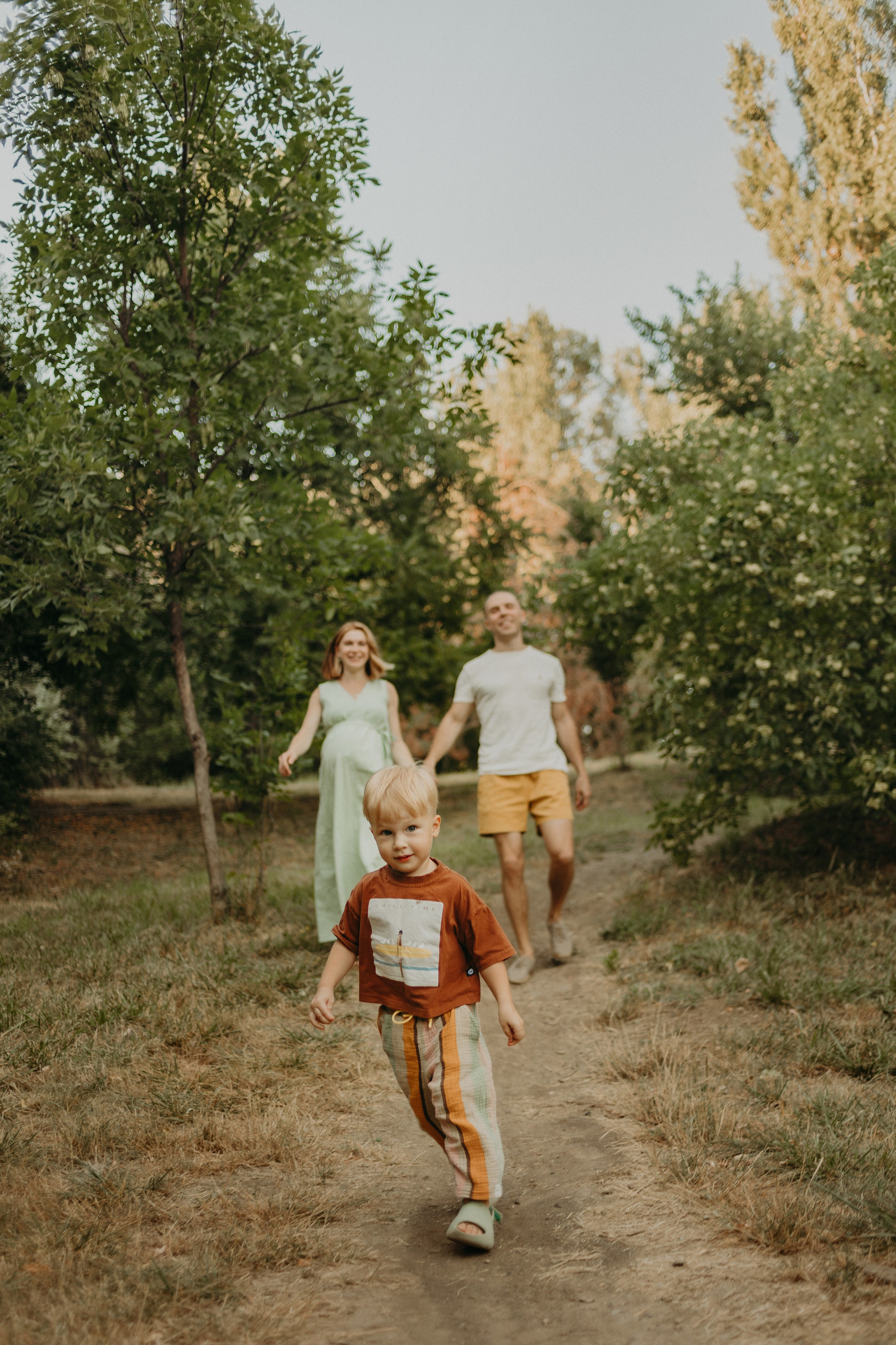 Семейная прогулка в ожидании второго. Фотограф в Краснодаре Евгения Михаевич