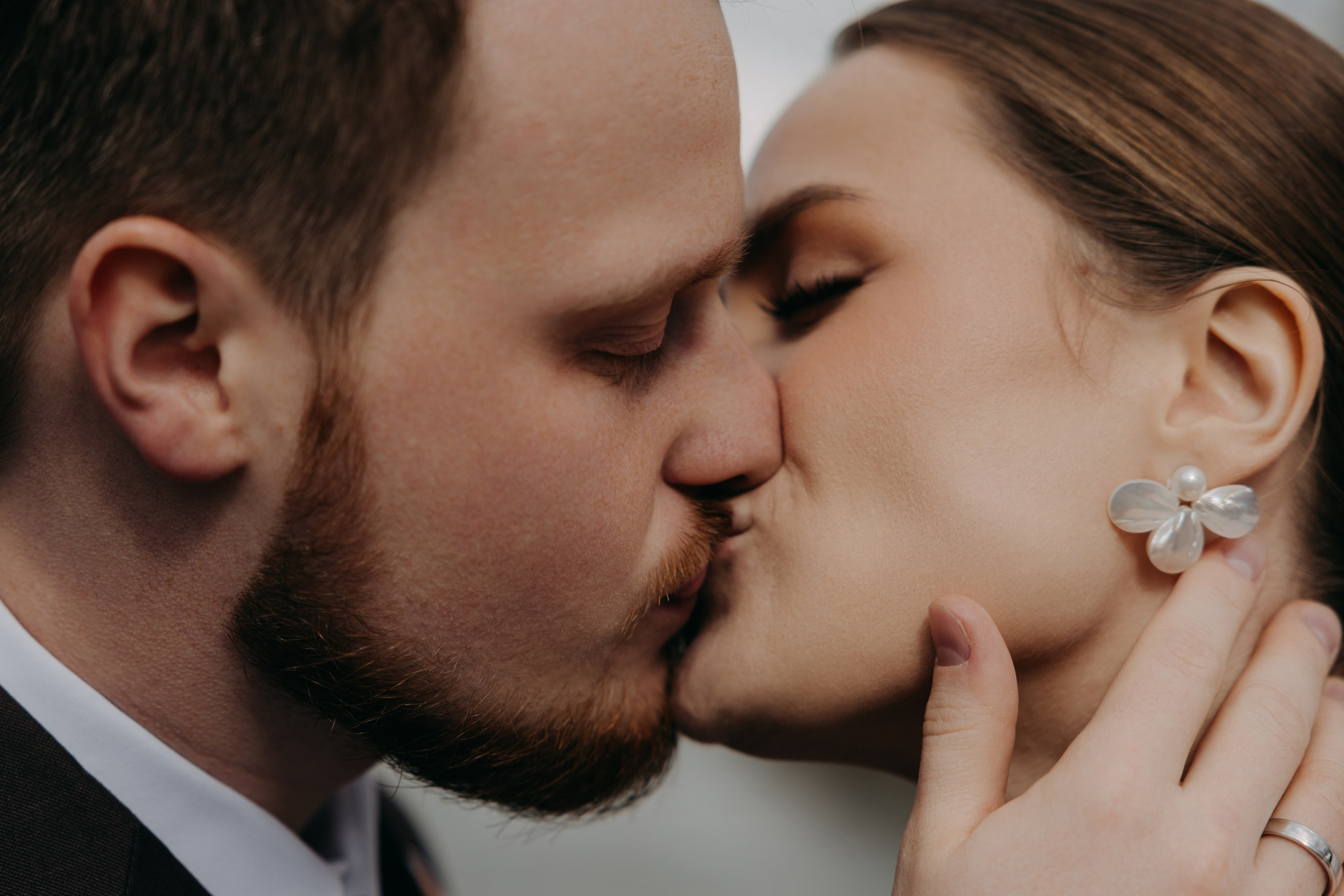 Ирина и Алексей | прогулка Котельническая наб. Свадебный фотограф Москва Анастасия Храмова