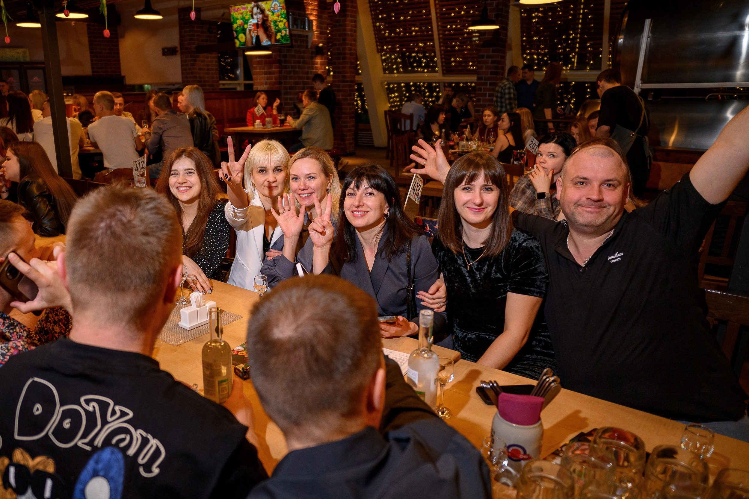 8Марта_МаксБрой. Фотограф Александр Данилов