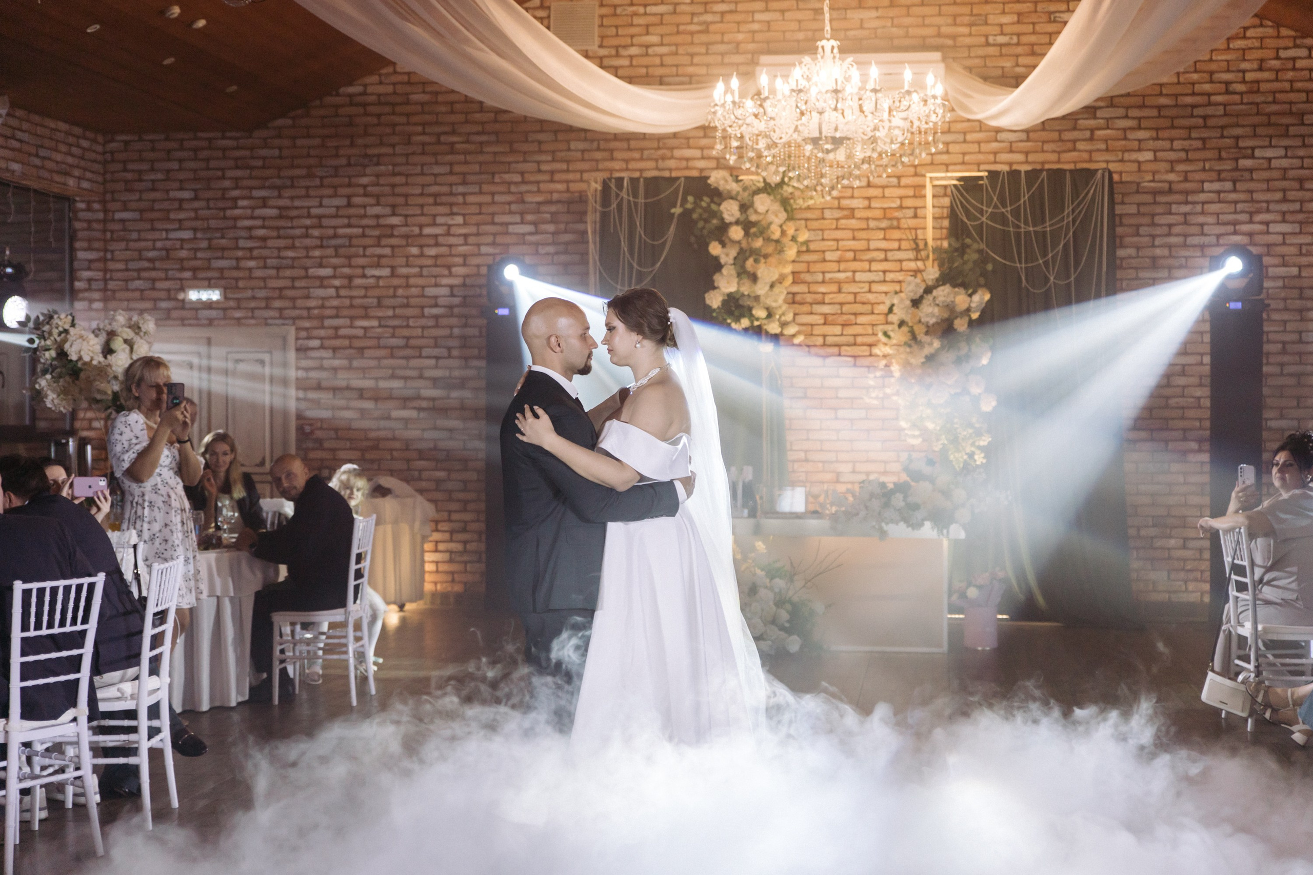 Паша&Лиза. Свадебный фотограф Церковная Алёна.Десногорск, Смоленск