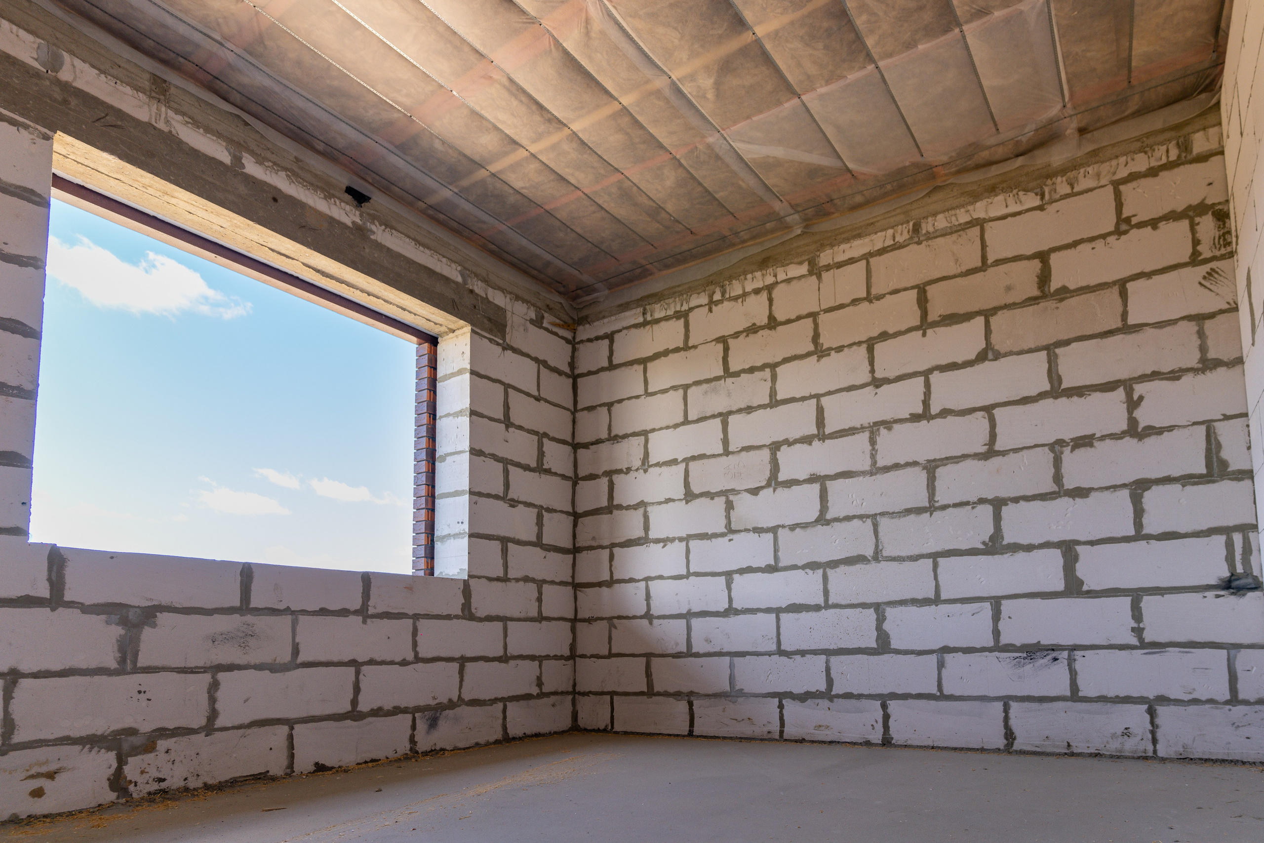 Внутри дома 