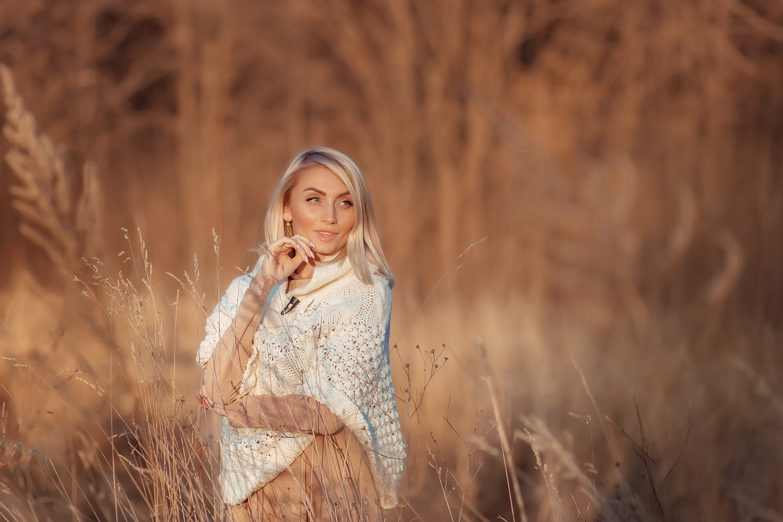 Женский портрет/беременность