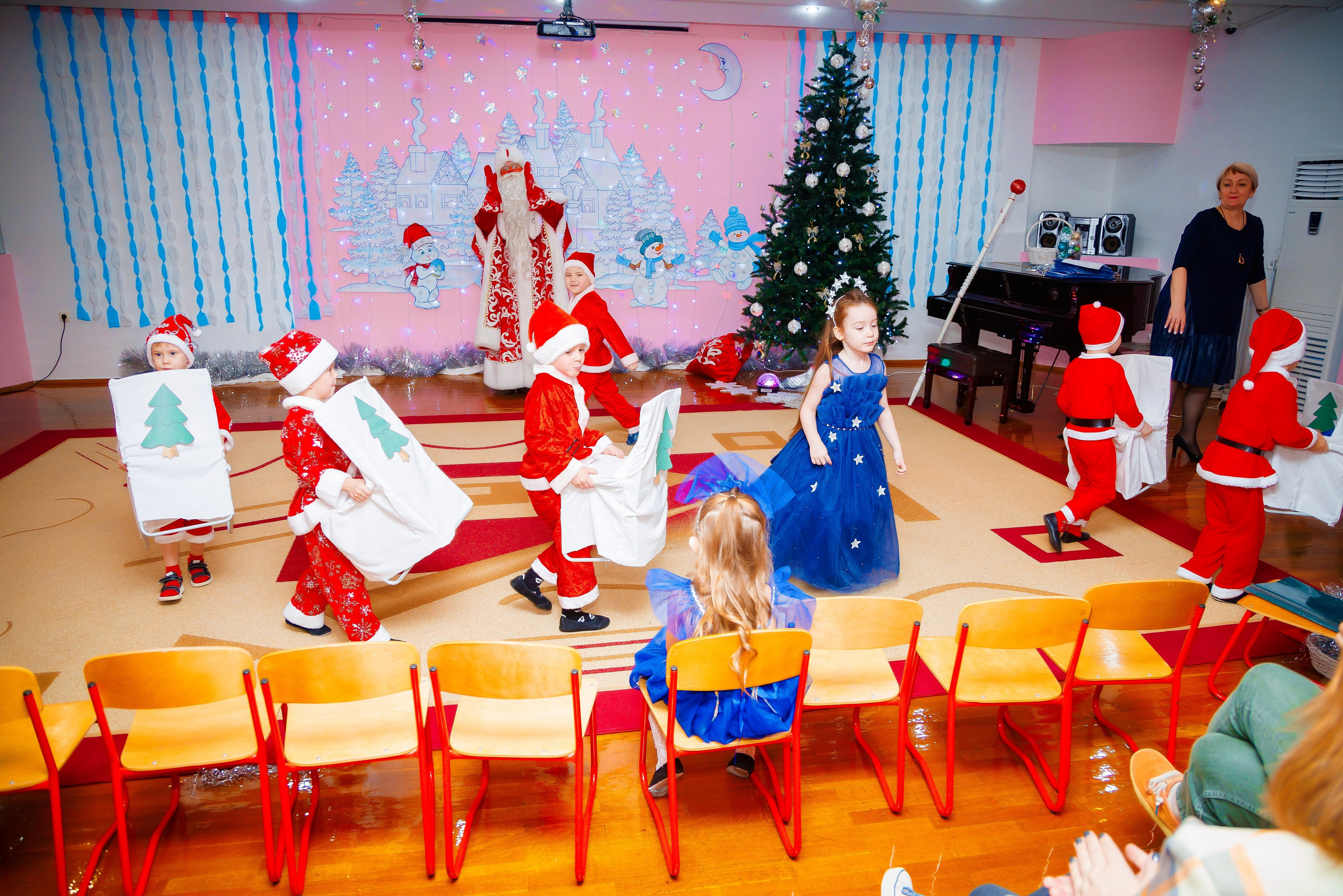 Утреник в Саду. Семейный и Свадебный фотограф в Астане Александр Астапов