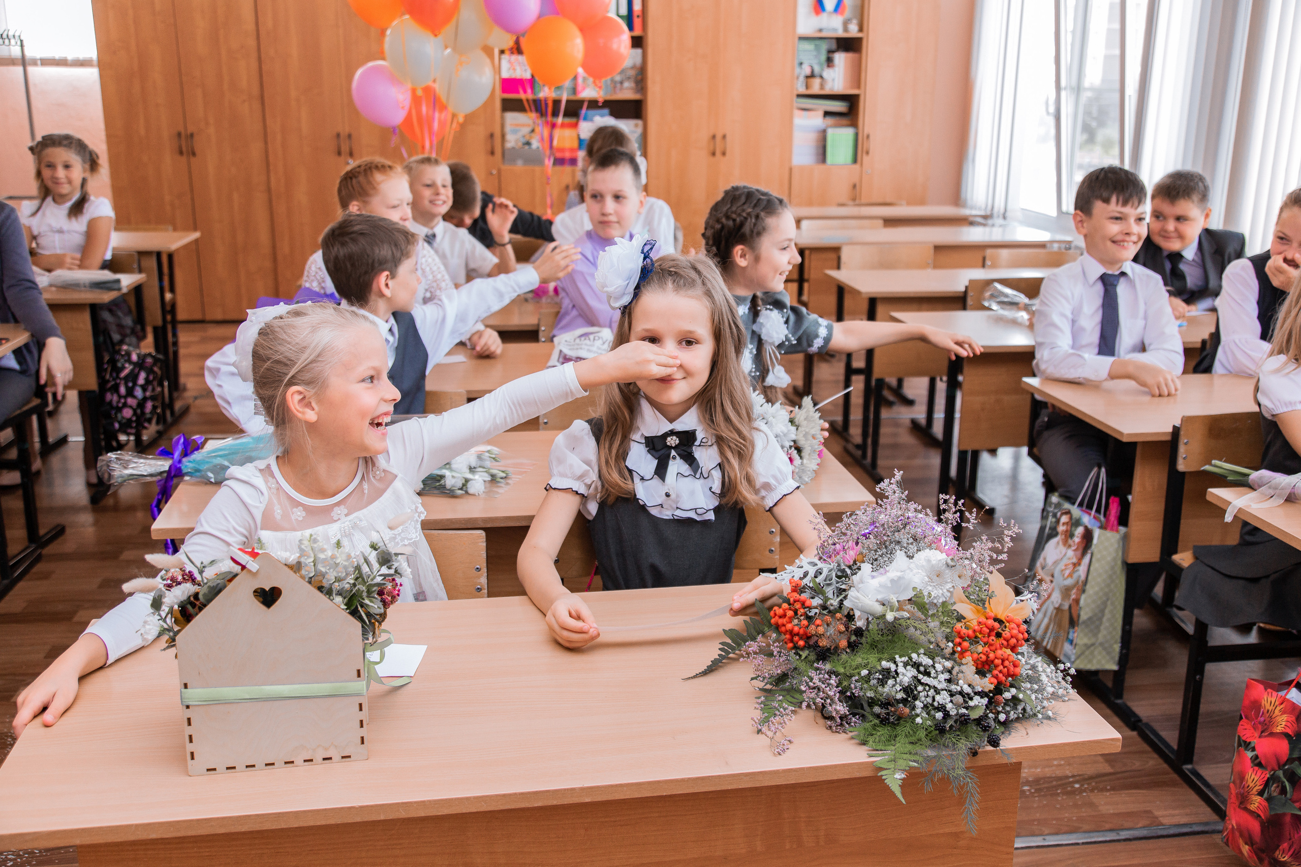1 сентября для 4 класса. Выпускные альбомы в Подольске Москве и МО