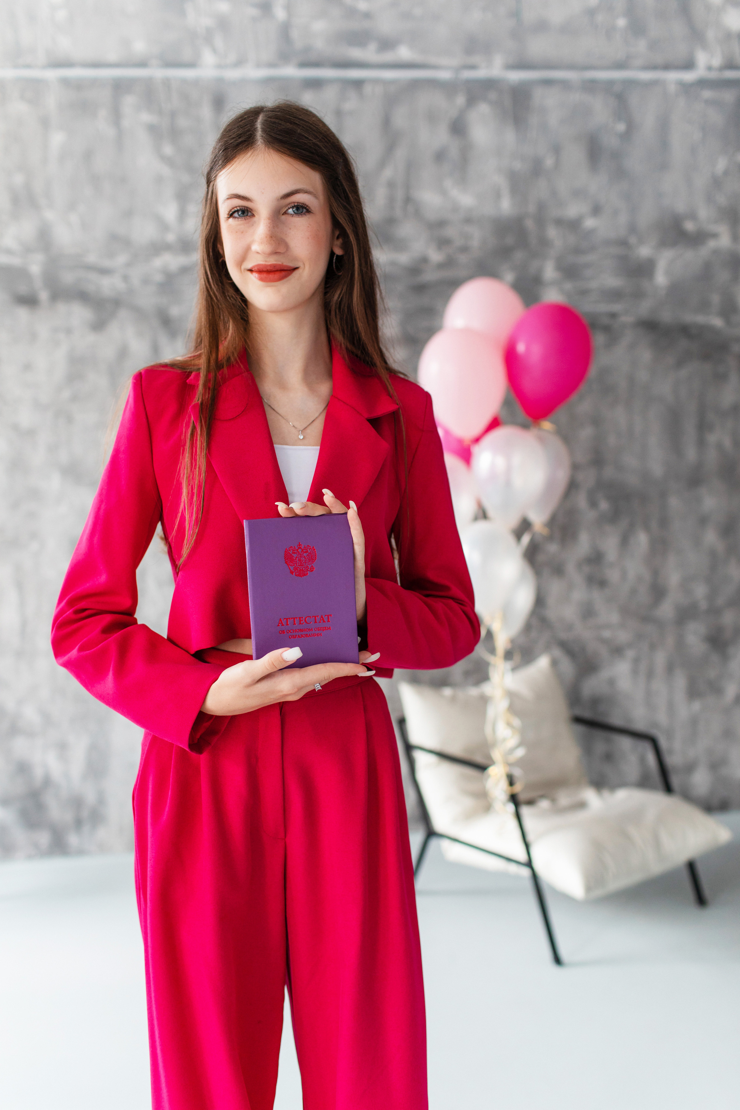 Спиннер 360. Выпускные альбомы в Подольске Москве и МО