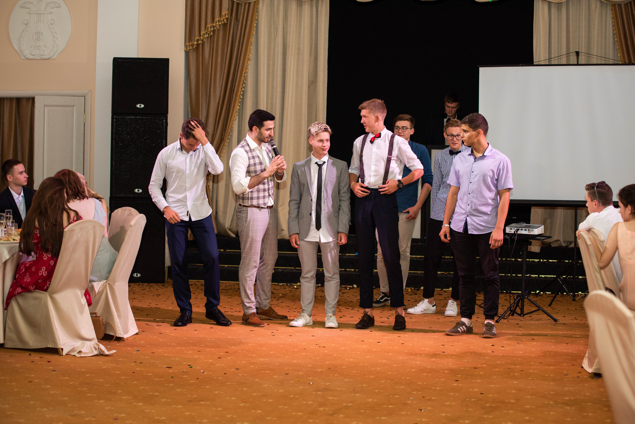 31 школа Выпускной 2019. Выпускные альбомы в Подольске Москве и МО