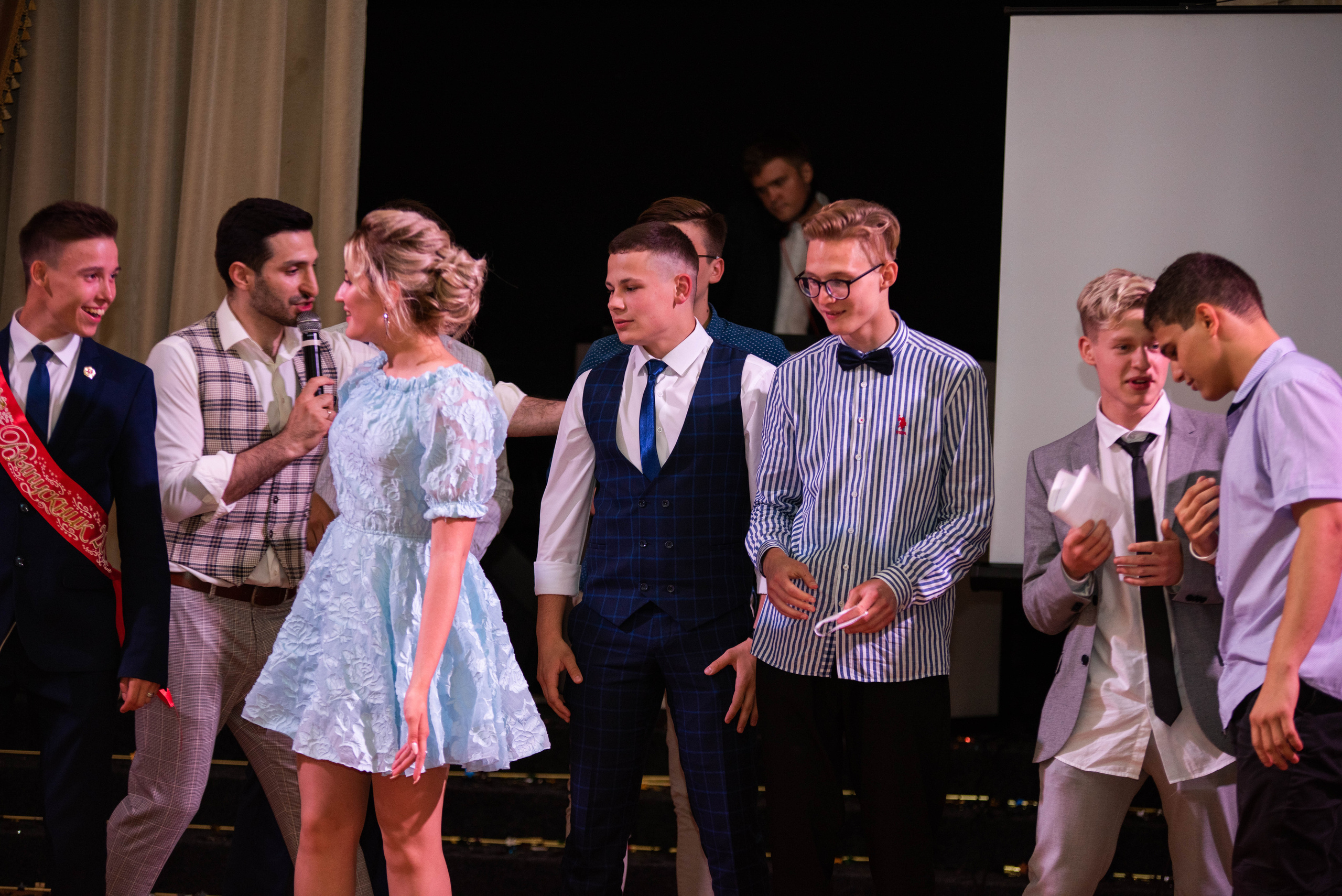 31 школа Выпускной 2019. Выпускные альбомы в Подольске Москве и МО