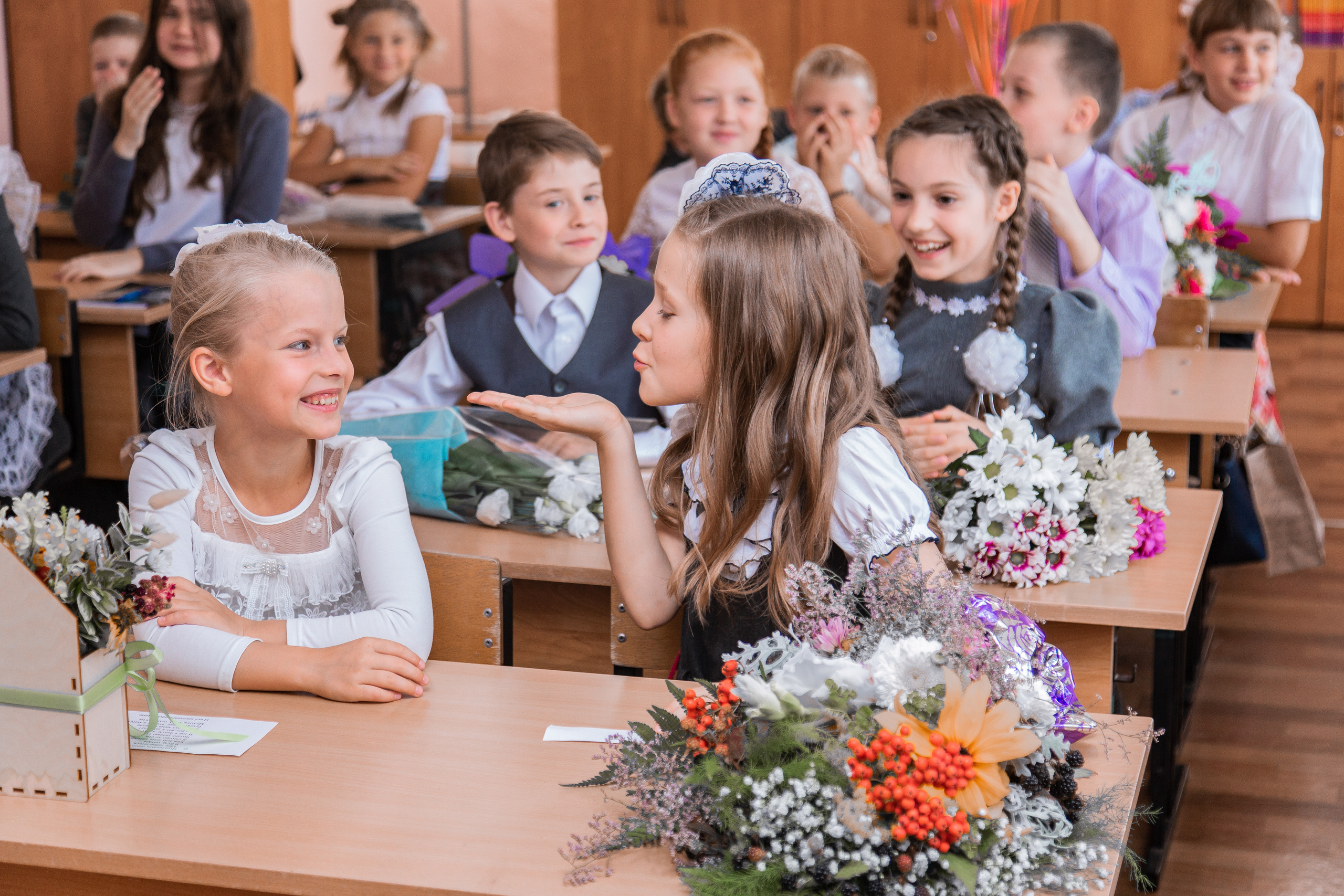 1 сентября для 4 класса. Выпускные альбомы в Подольске Москве и МО